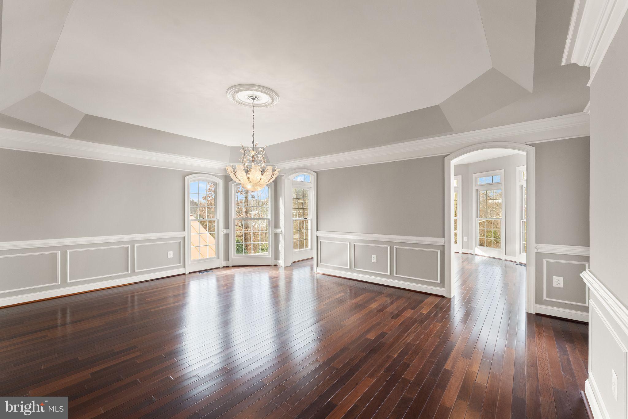 25729 SUMMERBANK COURT