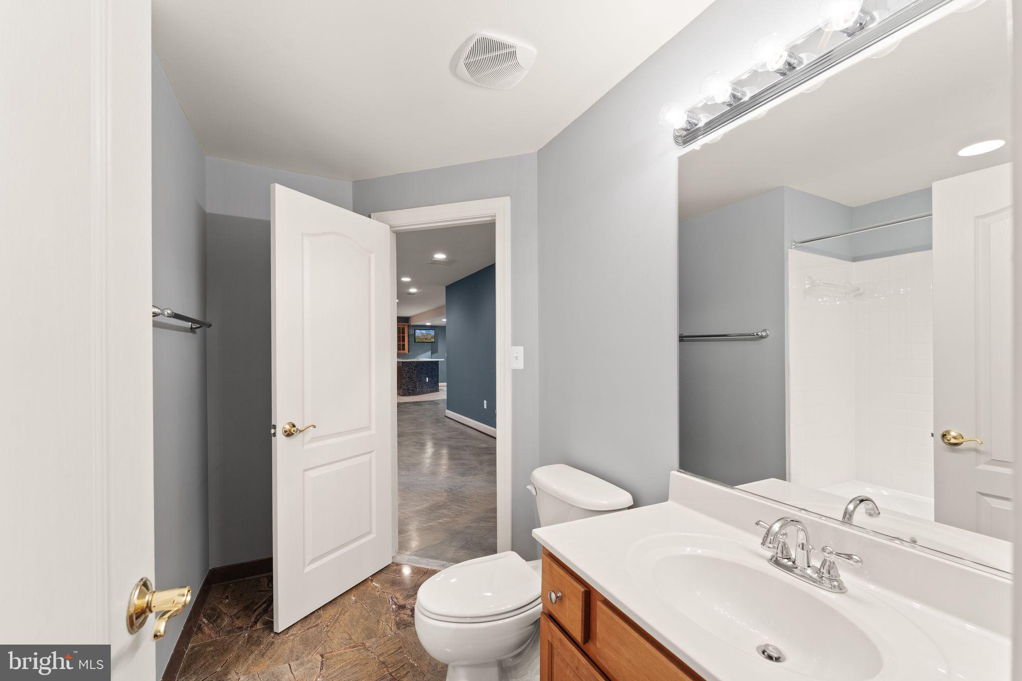 25729 SUMMERBANK COURT