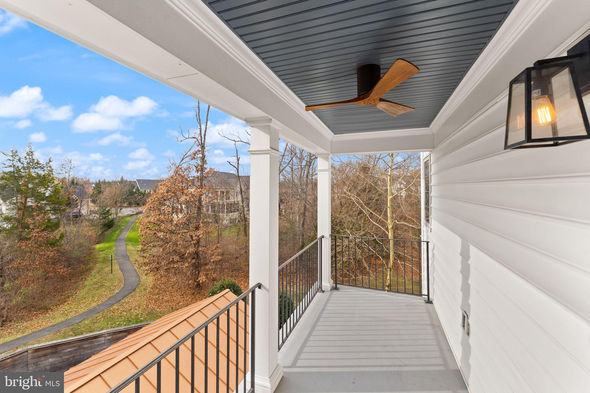 25729 SUMMERBANK COURT