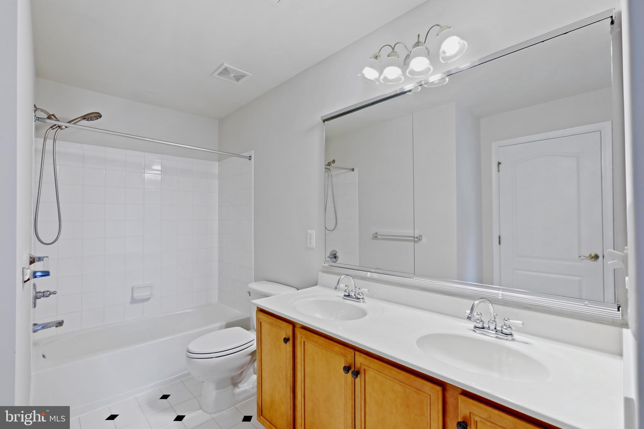 19883 NAPLES LAKES TERRACE