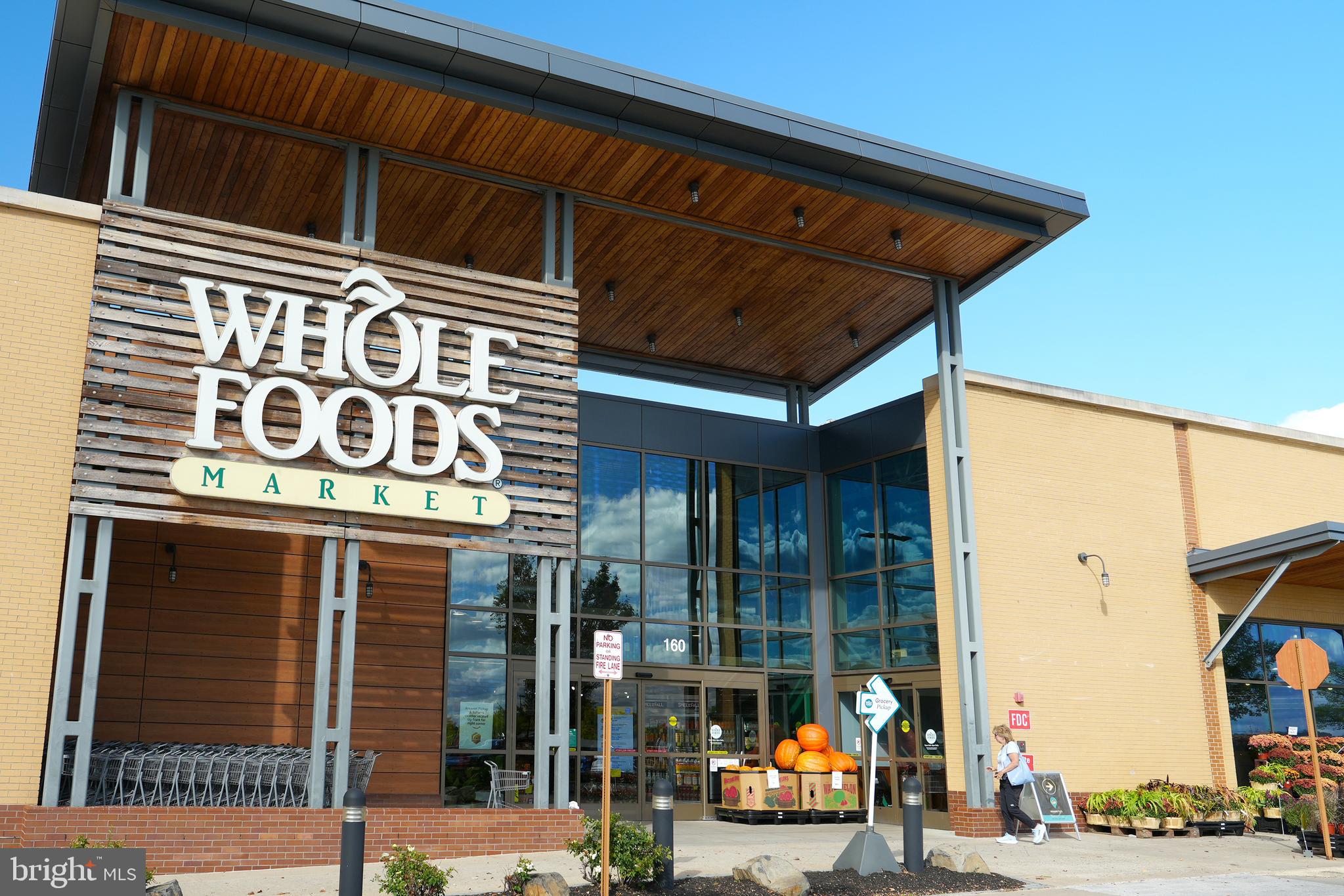 19883 NAPLES LAKES TERRACE