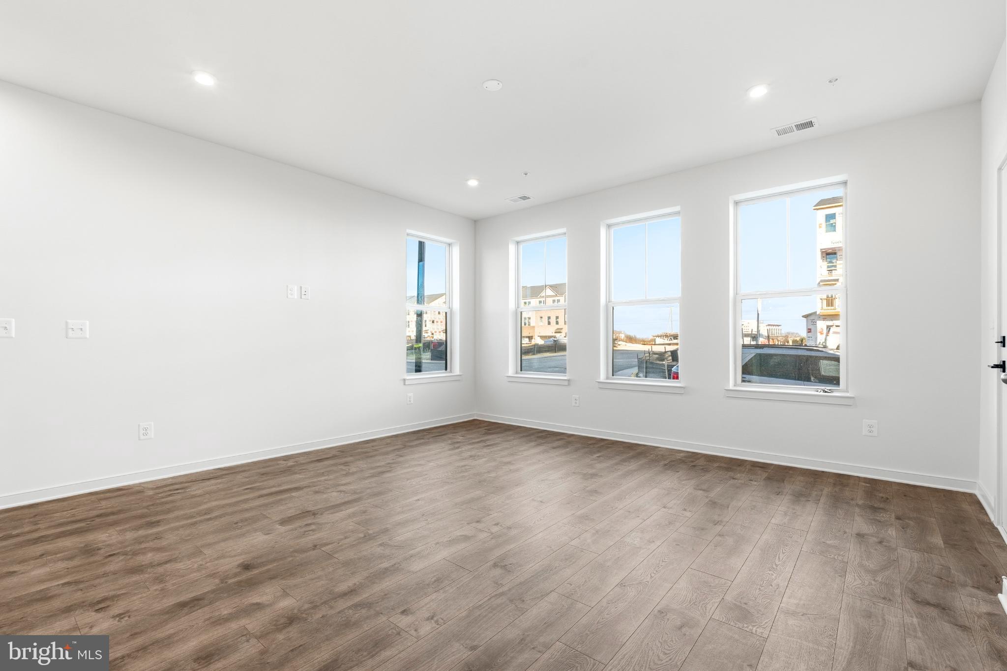 19705 MISTY MOSS SQUARE