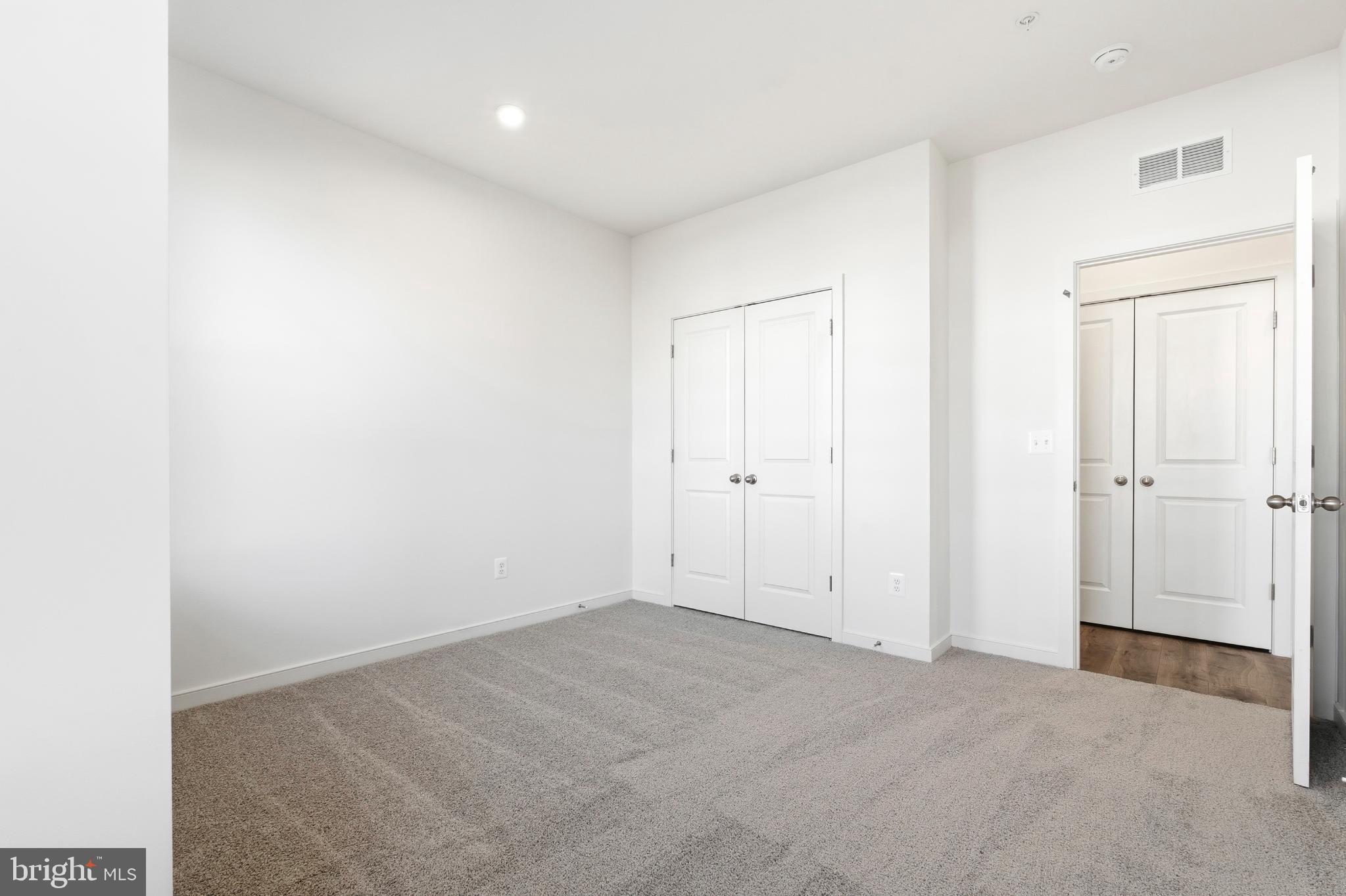 19705 MISTY MOSS SQUARE