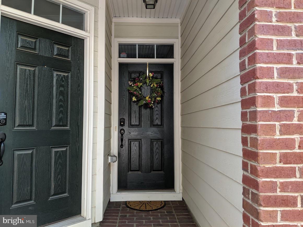 19318 DIAMOND LAKE DRIVE