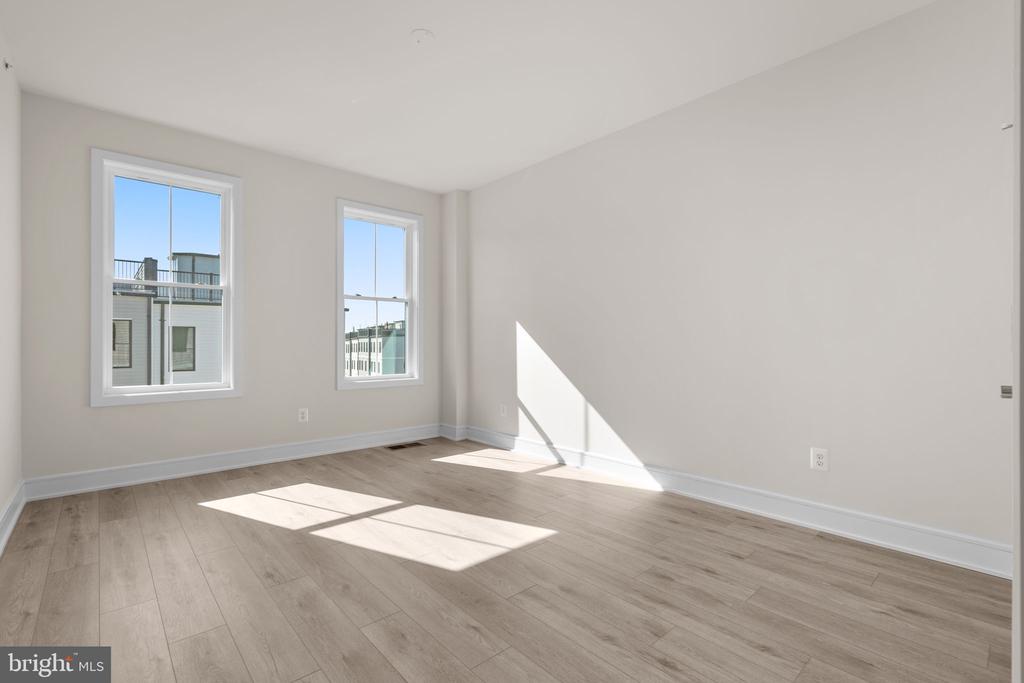 21764 DOLLIS HILL TERRACE
