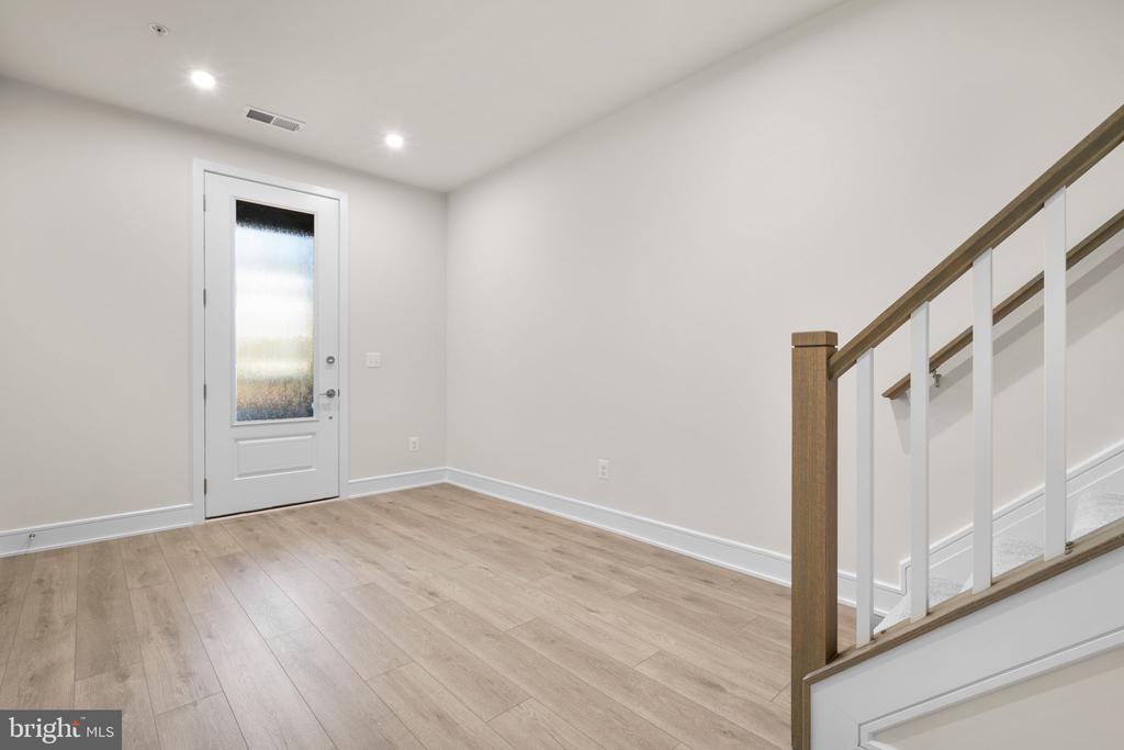 21764 DOLLIS HILL TERRACE