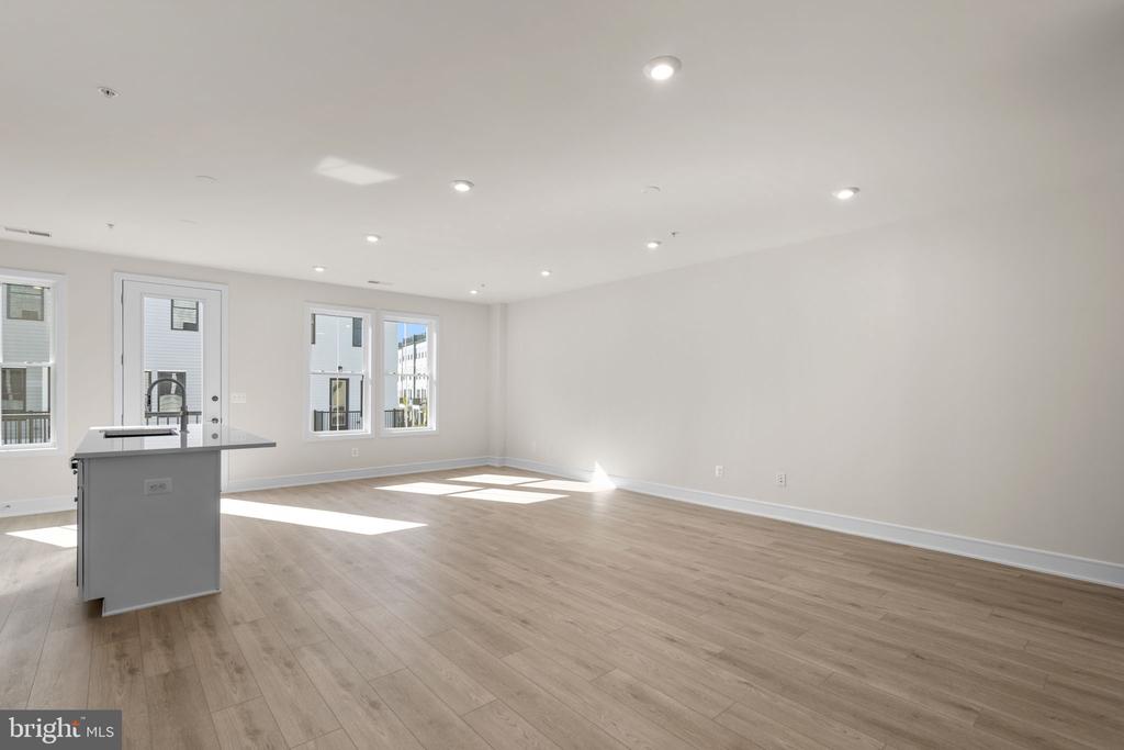 21764 DOLLIS HILL TERRACE