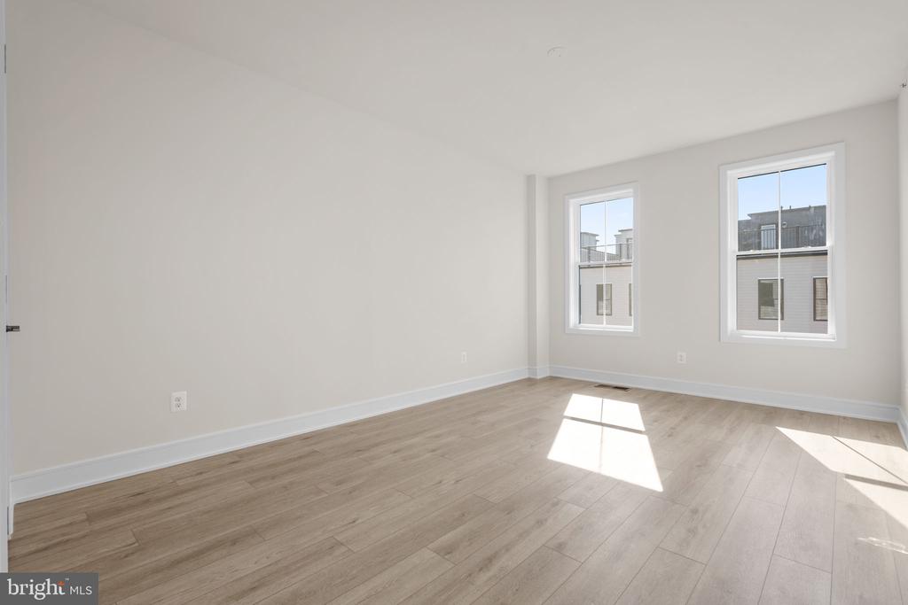 21764 DOLLIS HILL TERRACE