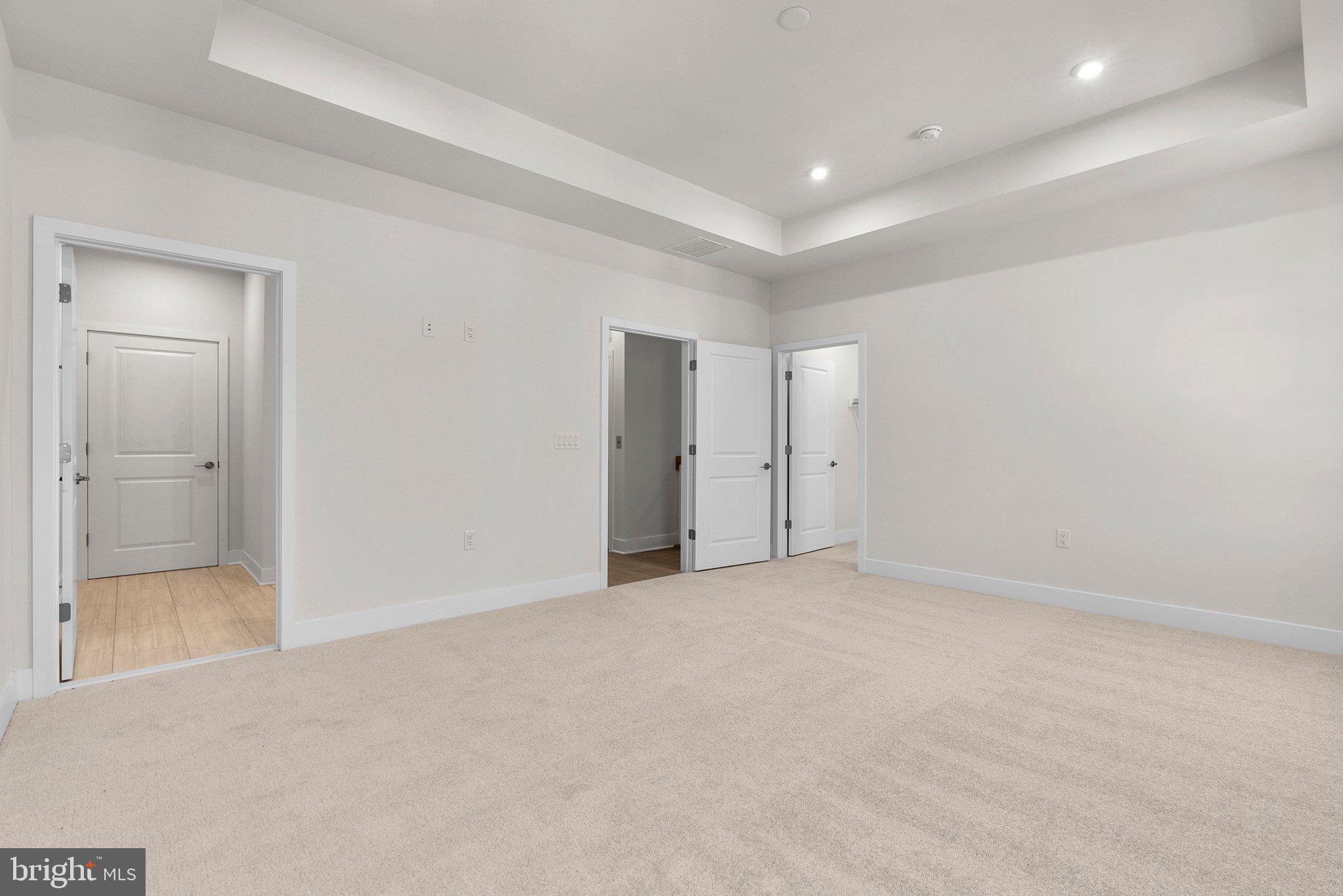 44510 LOWESTOFT SQUARE