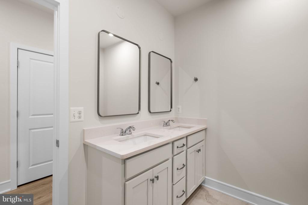 23021 BLUE EAGLE TERRACE