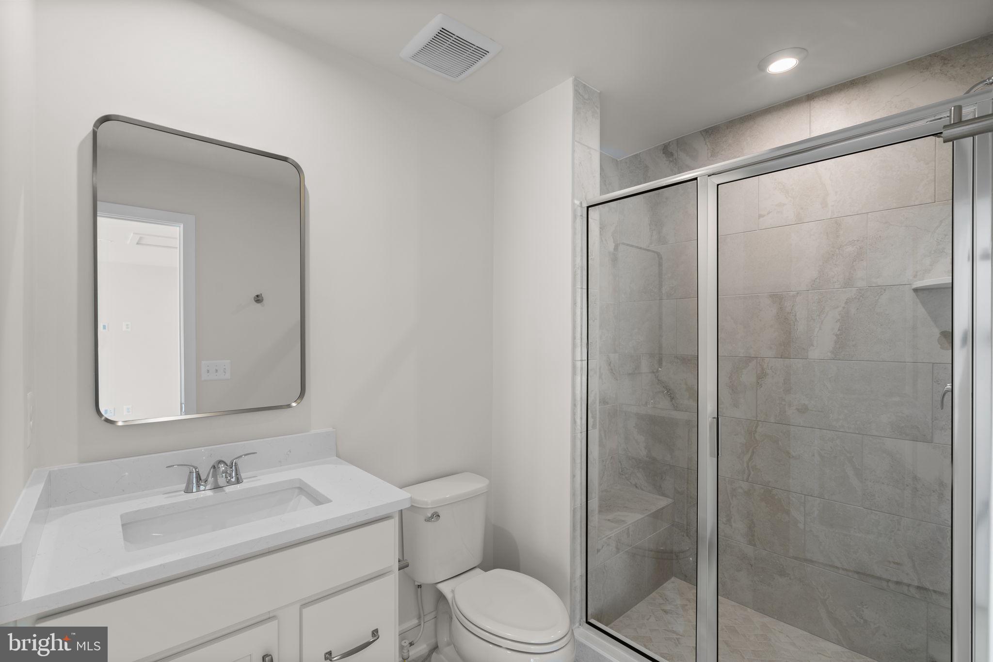 42123 PICASSO SQUARE