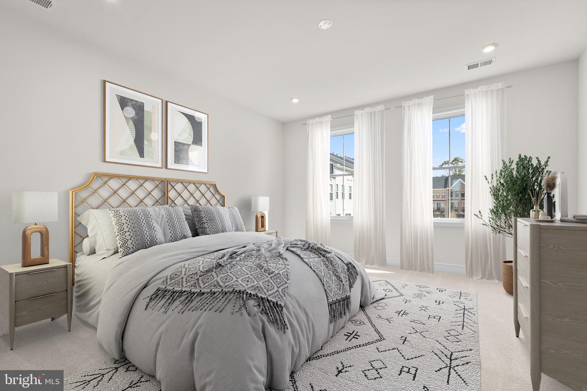 42123 PICASSO SQUARE