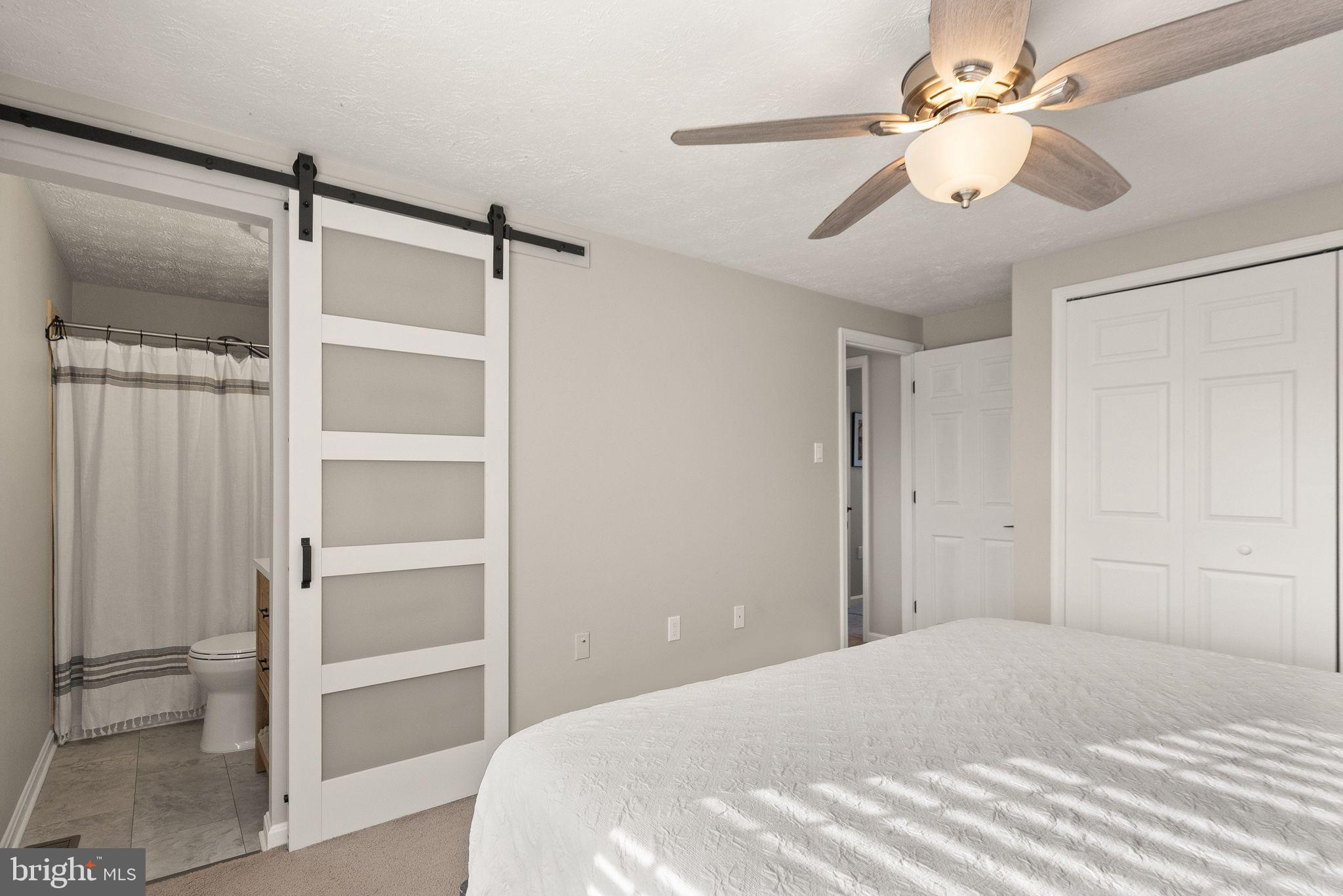 1011 NELSON COURT NE