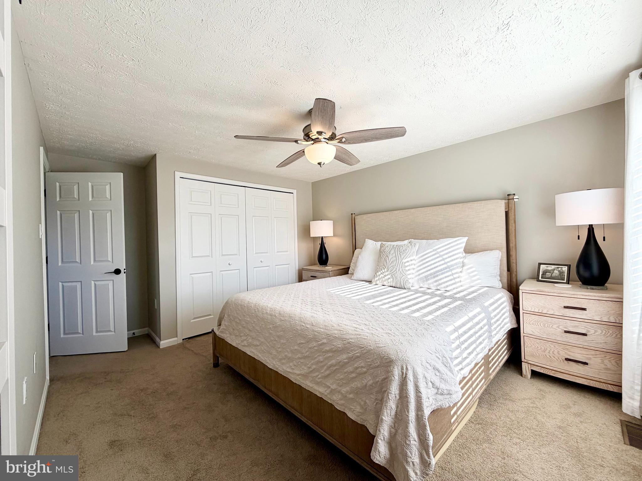 1011 NELSON COURT NE