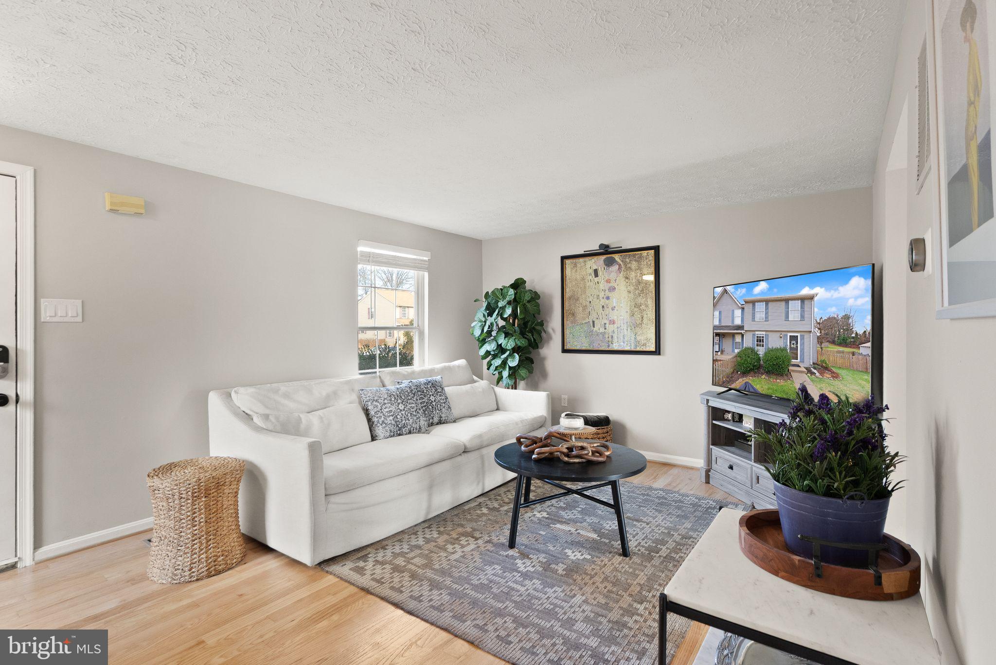 1011 NELSON COURT NE