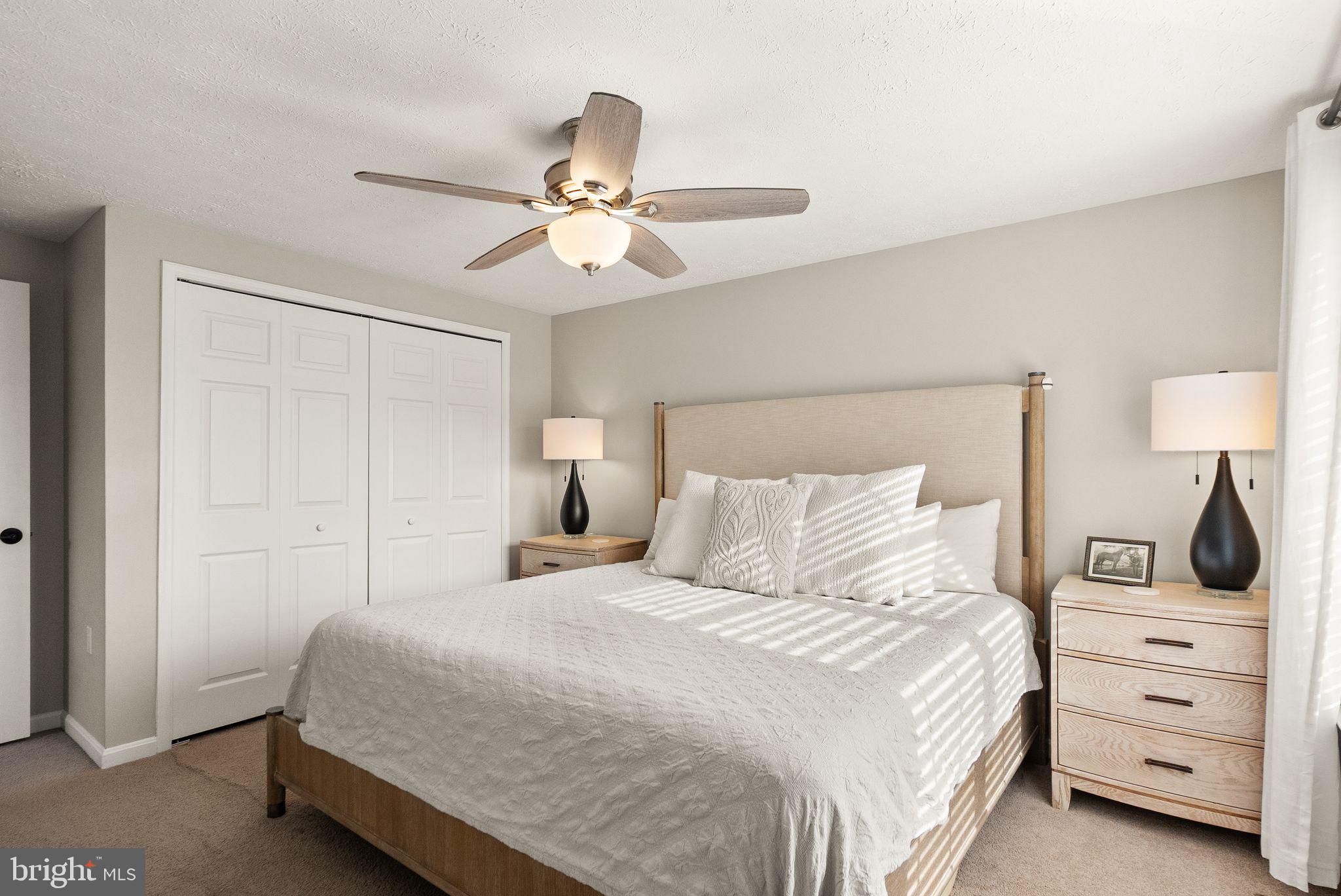 1011 NELSON COURT NE