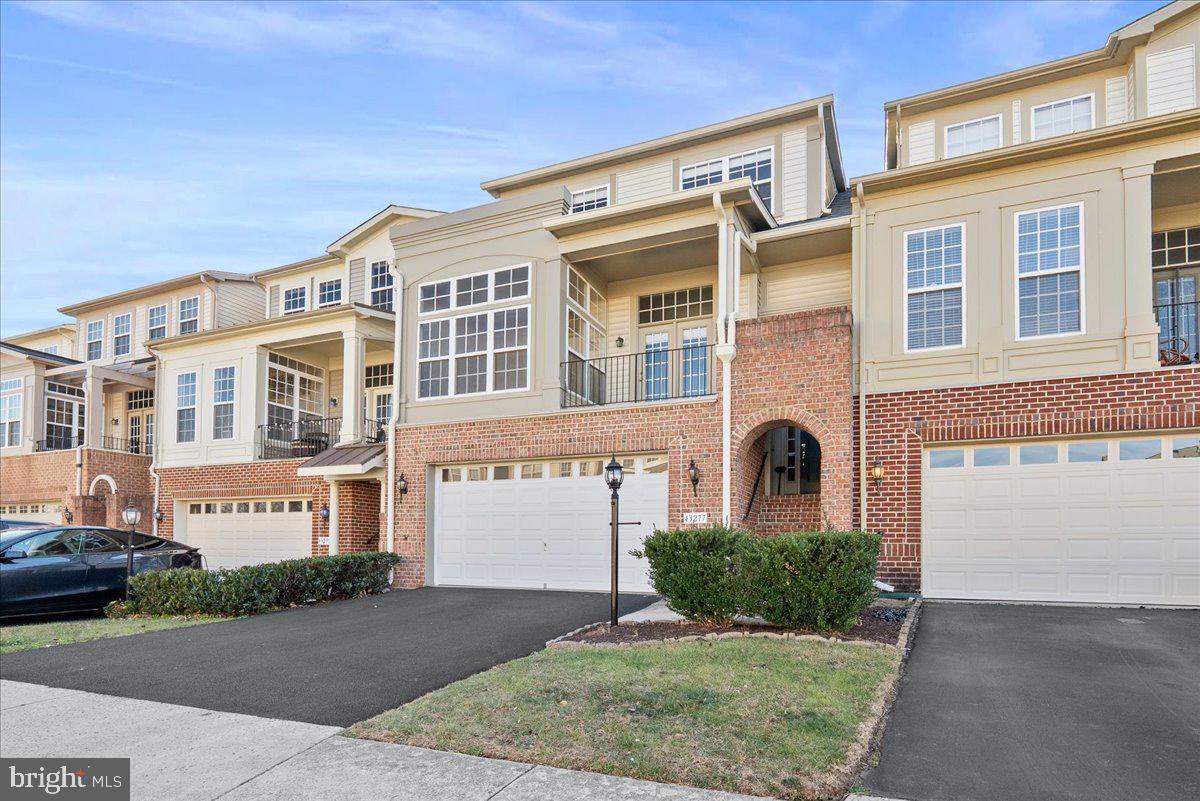 43277 TUMBLETREE TERRACE