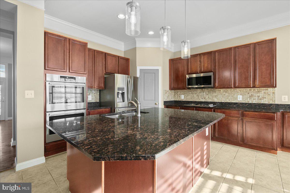 43277 TUMBLETREE TERRACE