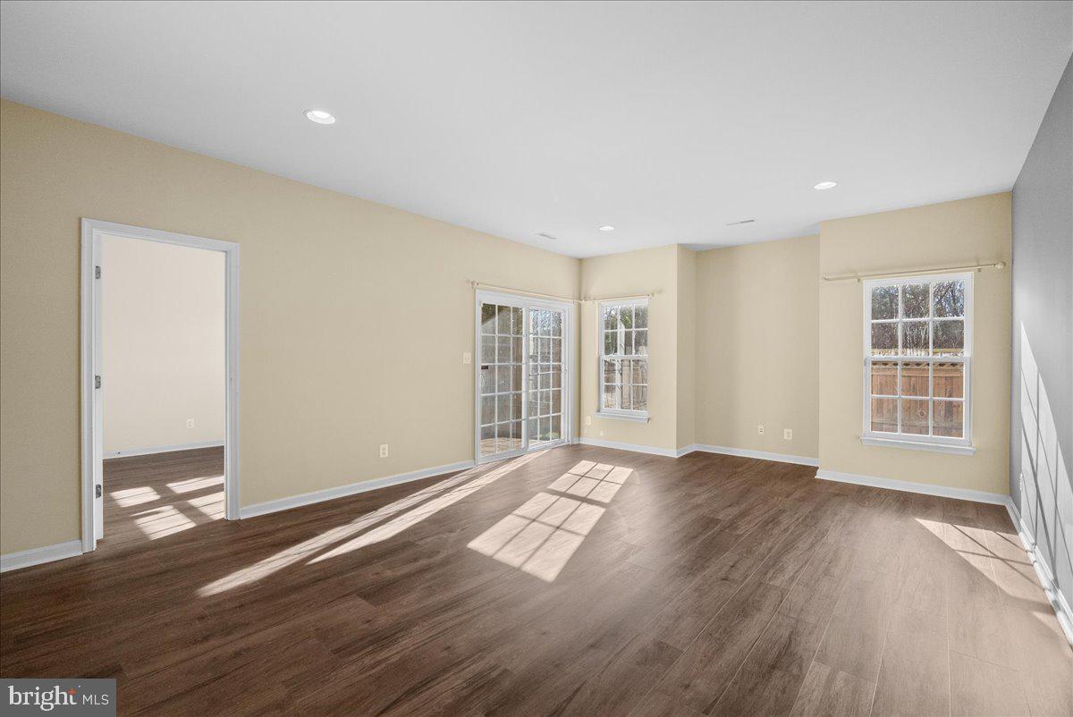 43277 TUMBLETREE TERRACE