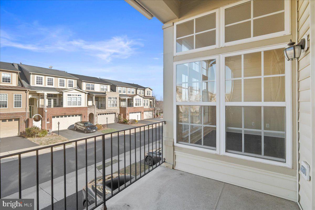 43277 TUMBLETREE TERRACE