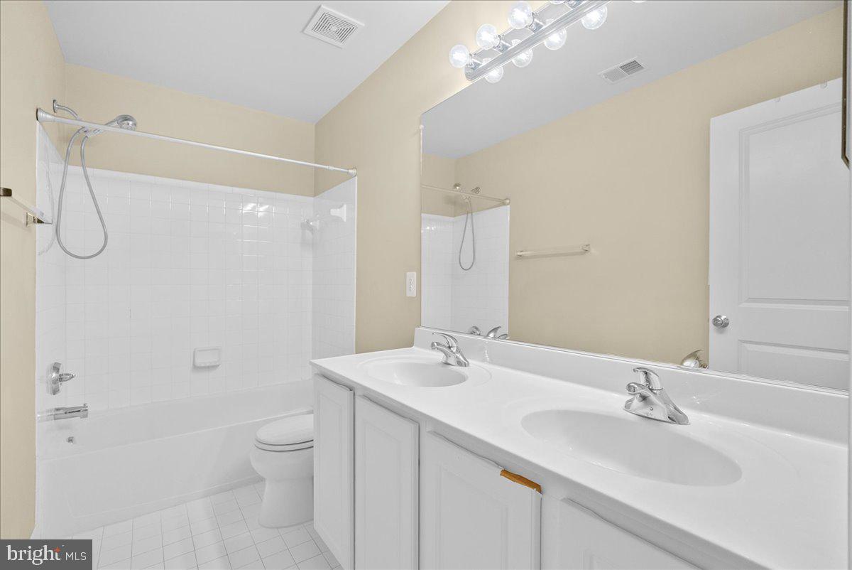 43277 TUMBLETREE TERRACE