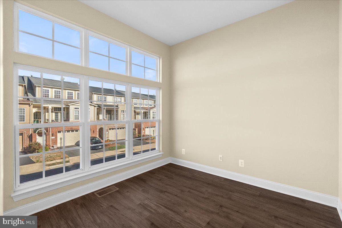 43277 TUMBLETREE TERRACE