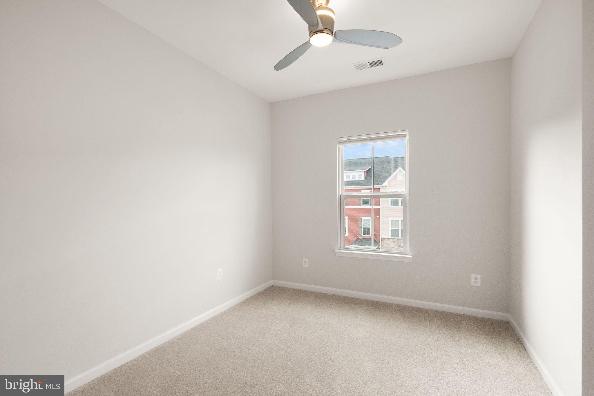 41688 MCMONAGLE SQUARE