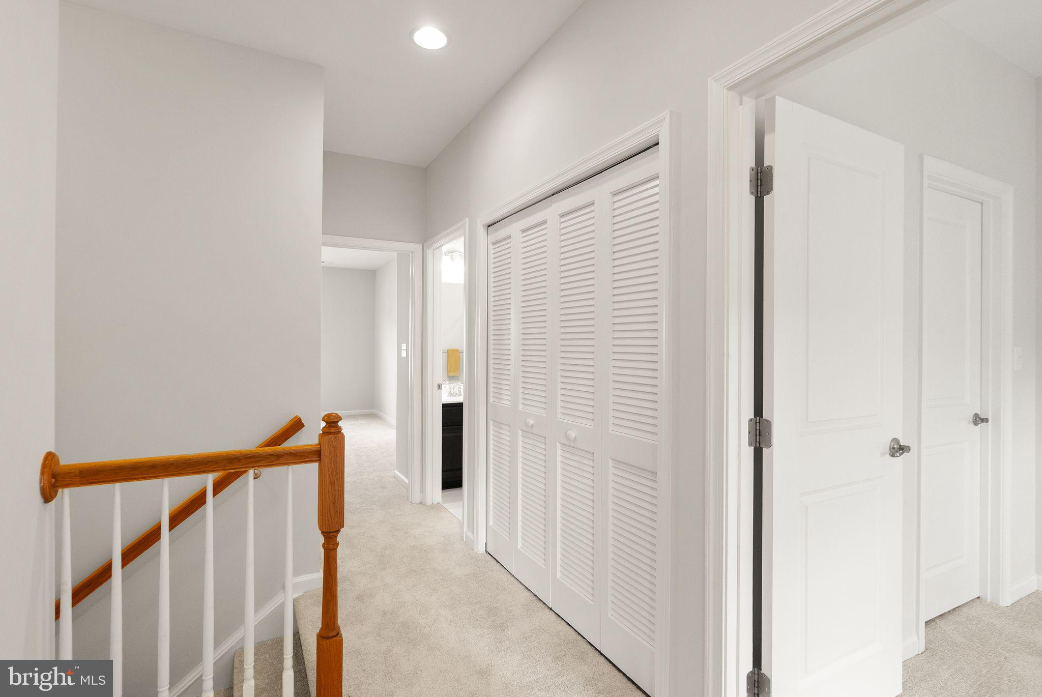 41688 MCMONAGLE SQUARE