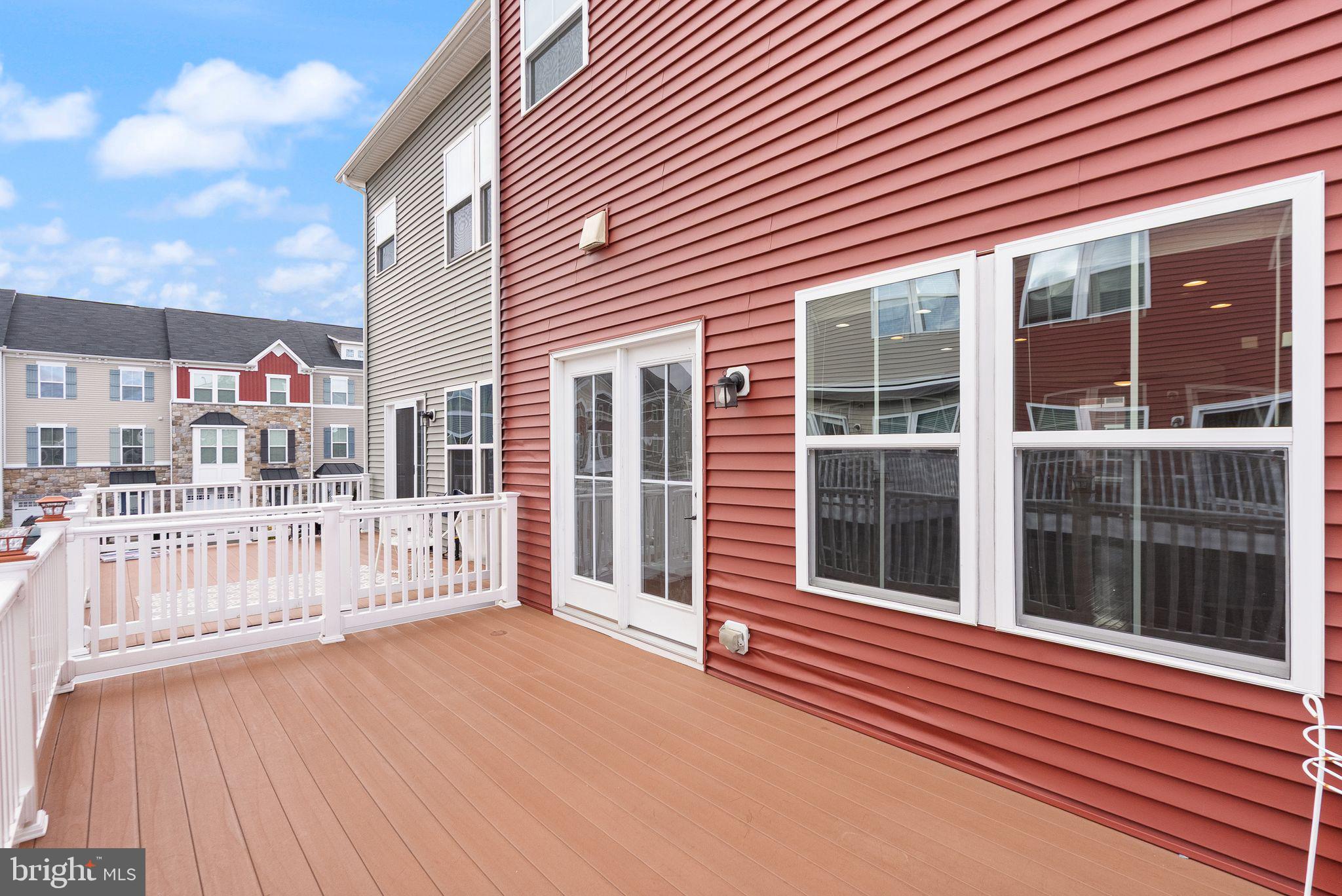 41688 MCMONAGLE SQUARE