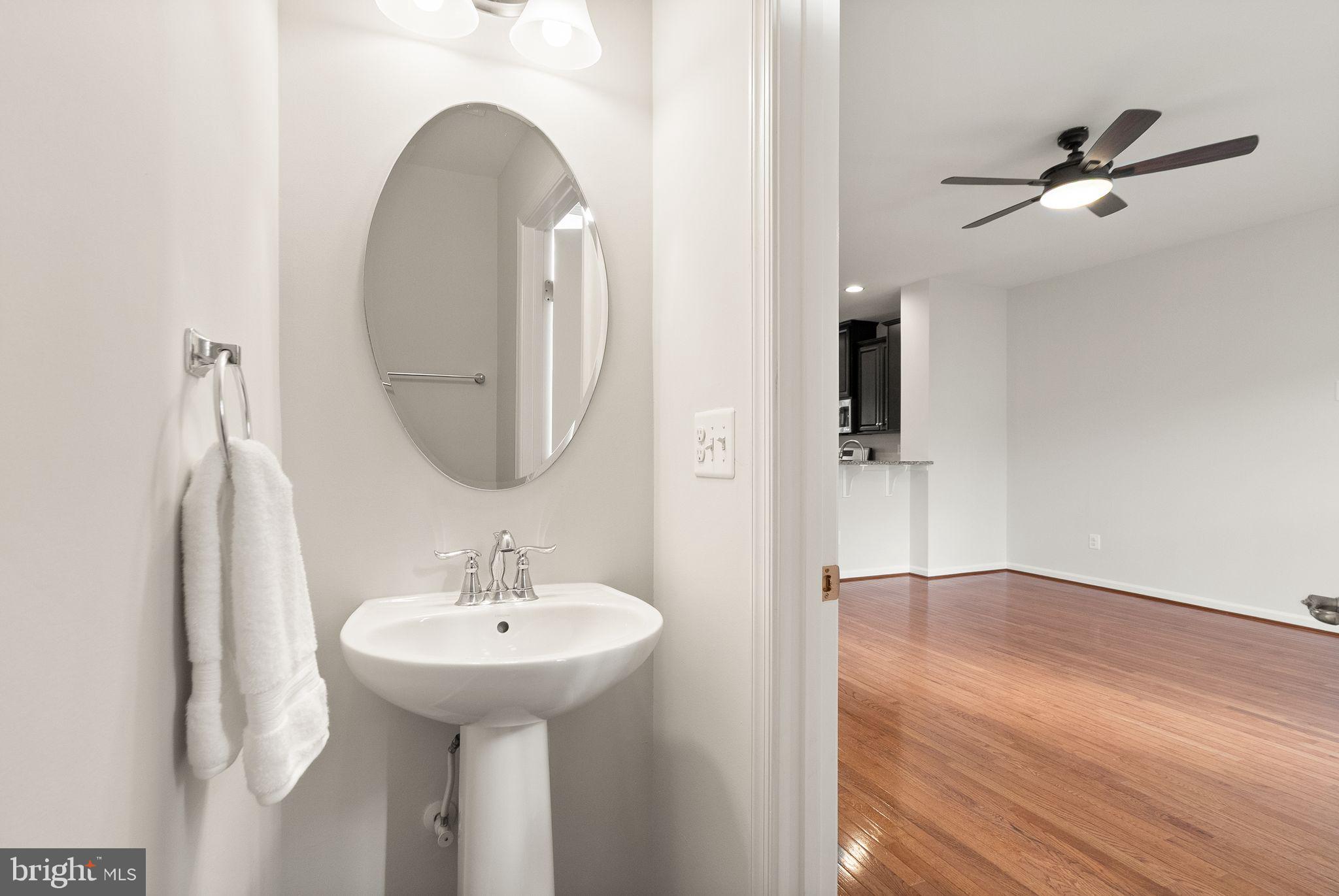 41688 MCMONAGLE SQUARE