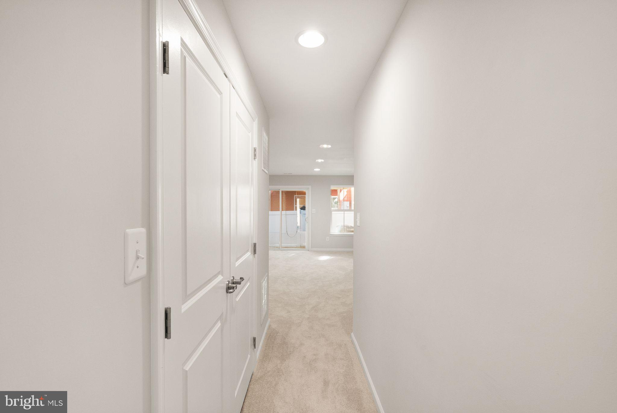 41688 MCMONAGLE SQUARE