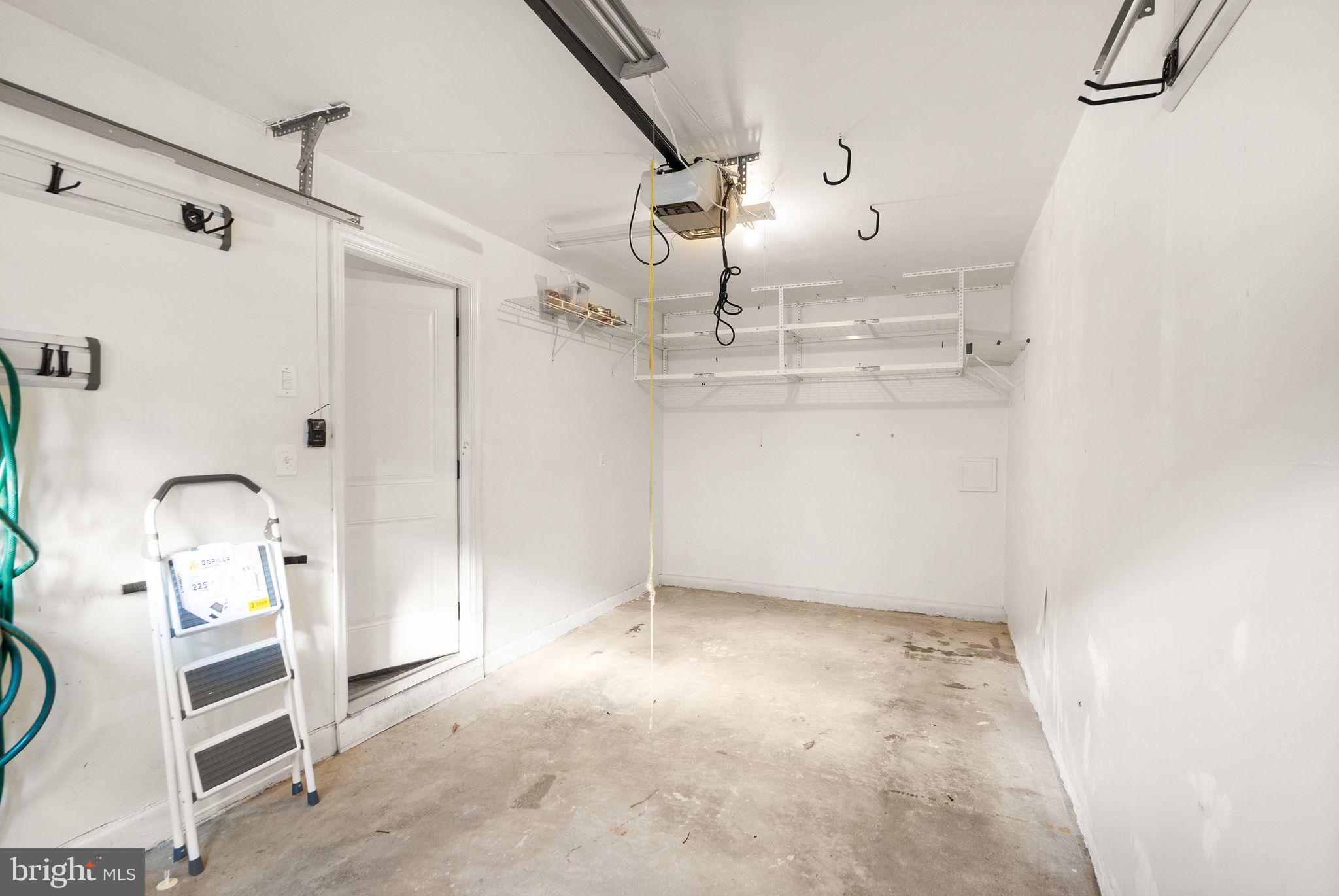 41688 MCMONAGLE SQUARE