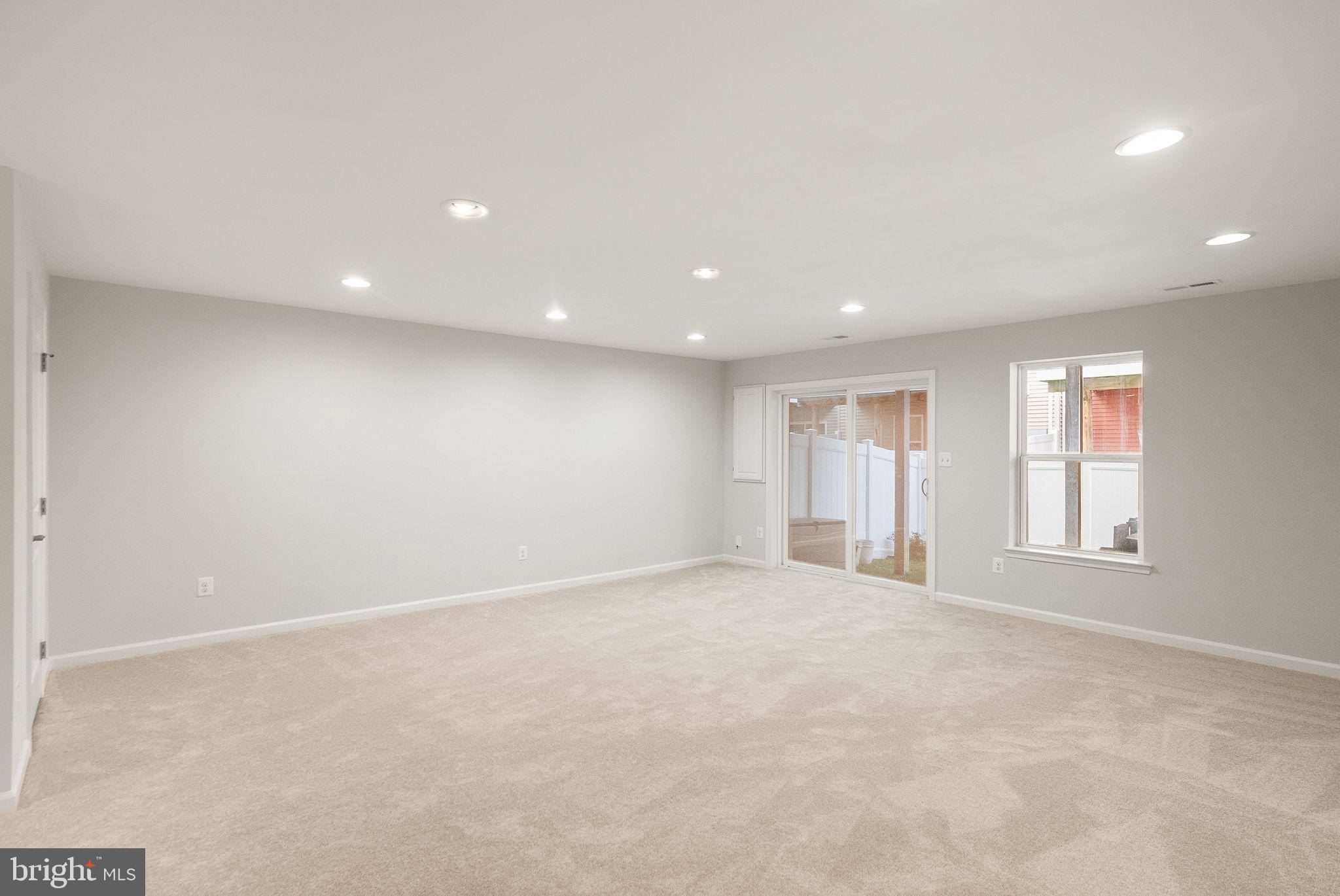 41688 MCMONAGLE SQUARE