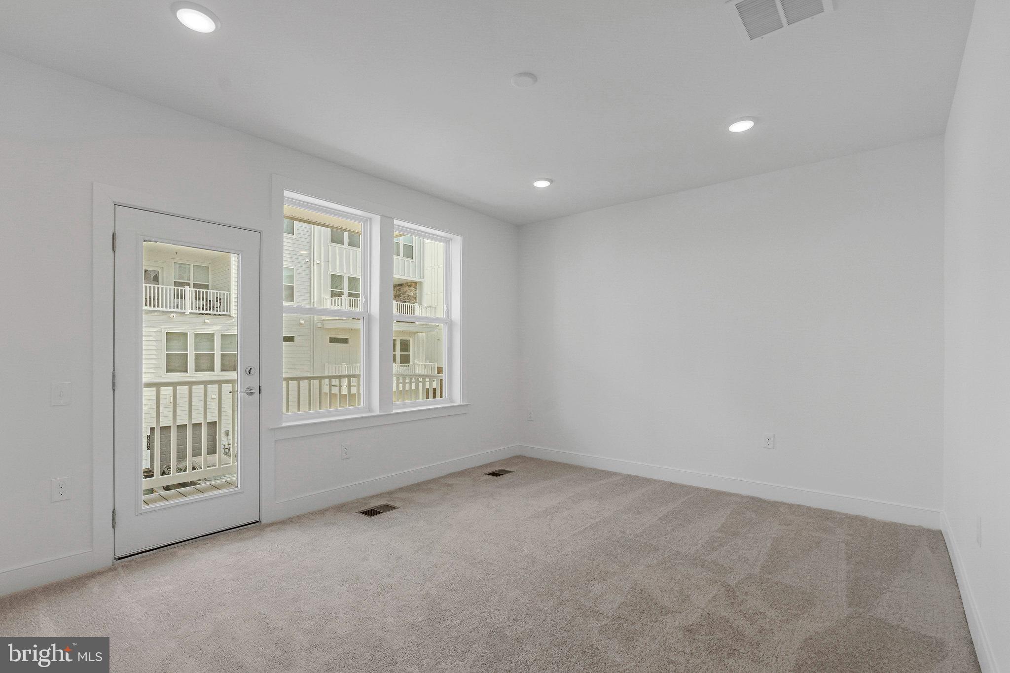 19826 LAVENDER DUST SQUARE