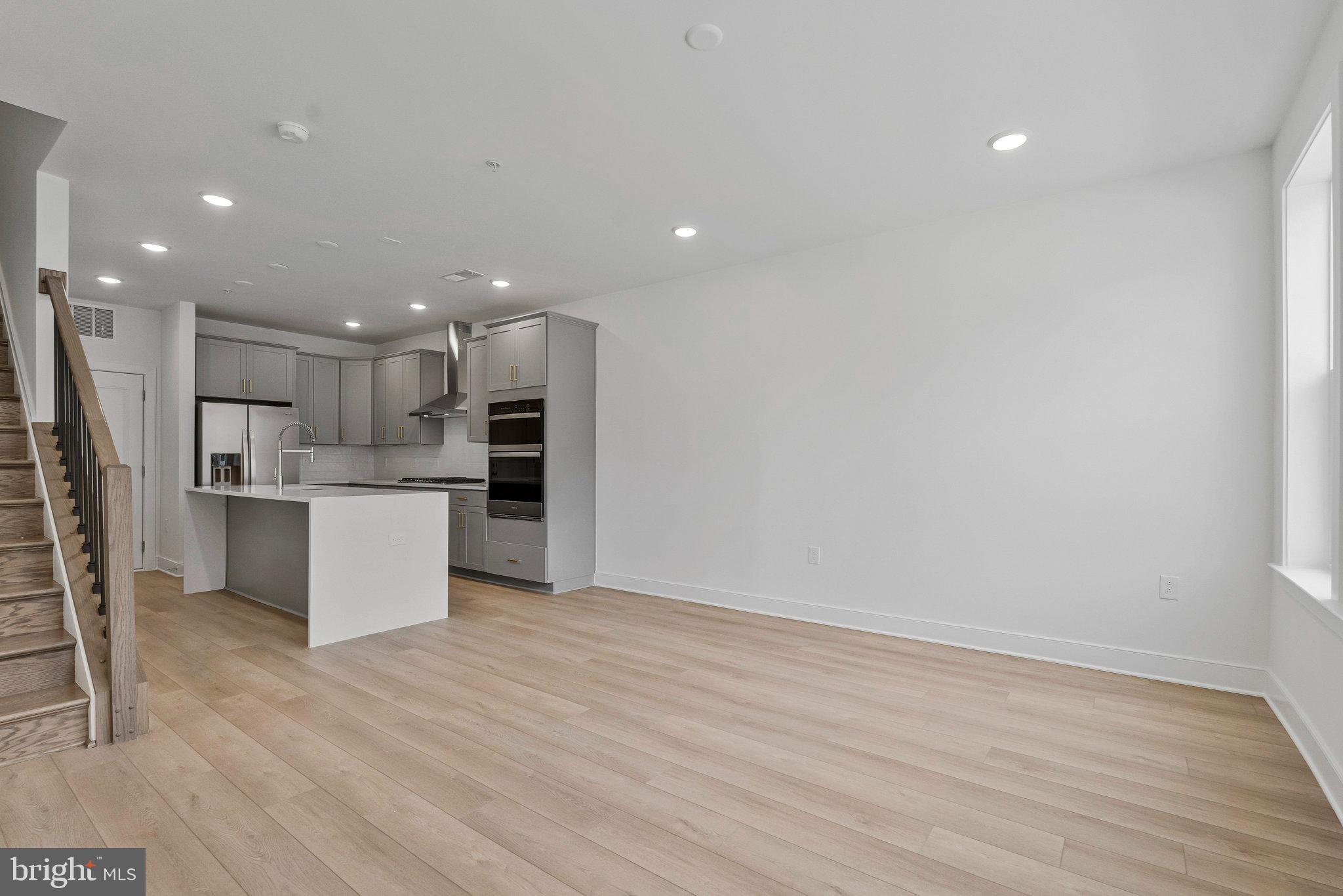 19826 LAVENDER DUST SQUARE