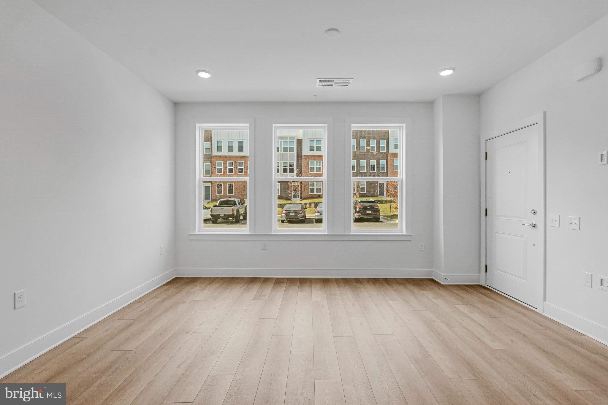 19826 LAVENDER DUST SQUARE