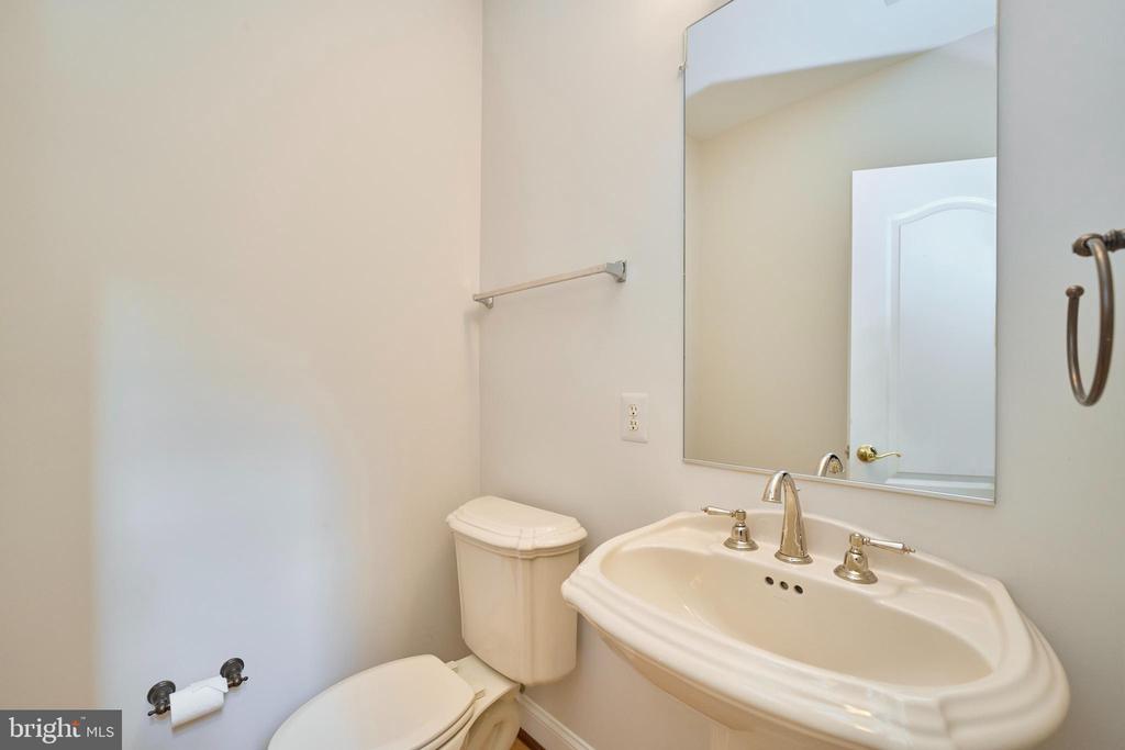 43865 HICKORY CORNER TERRACE 114