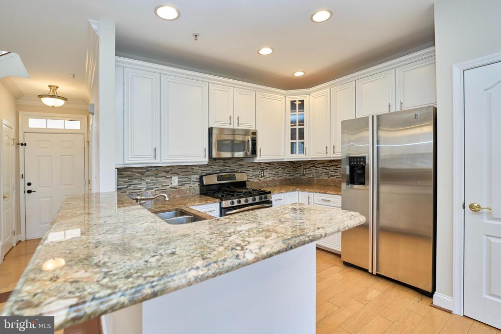 43865 HICKORY CORNER TERRACE 114