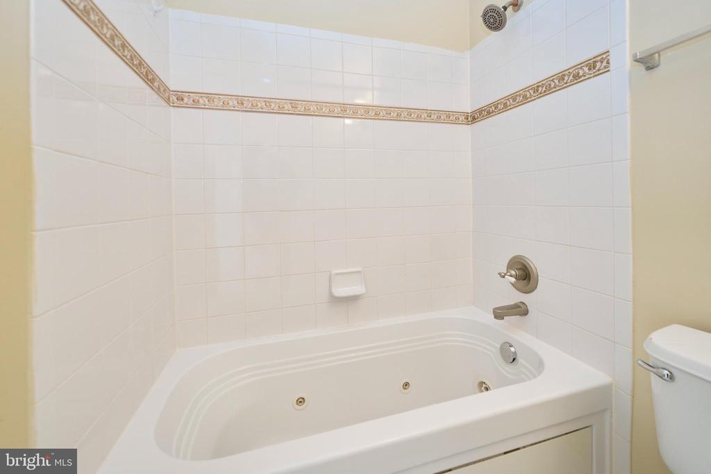 43865 HICKORY CORNER TERRACE 114