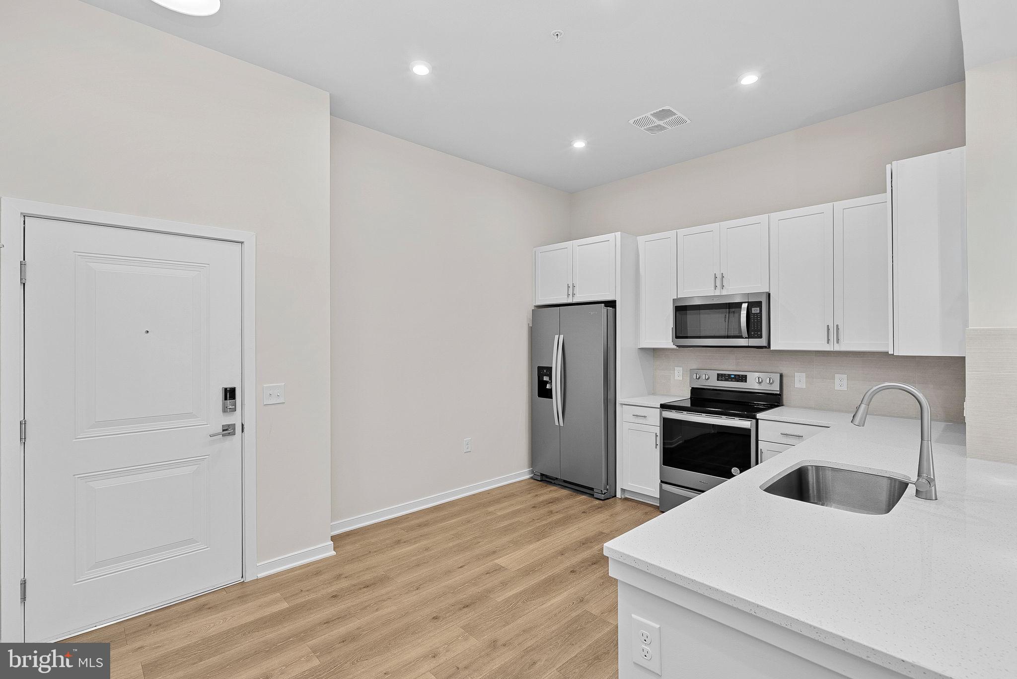 750 MOUNT AIRY TERRACE NE 403B