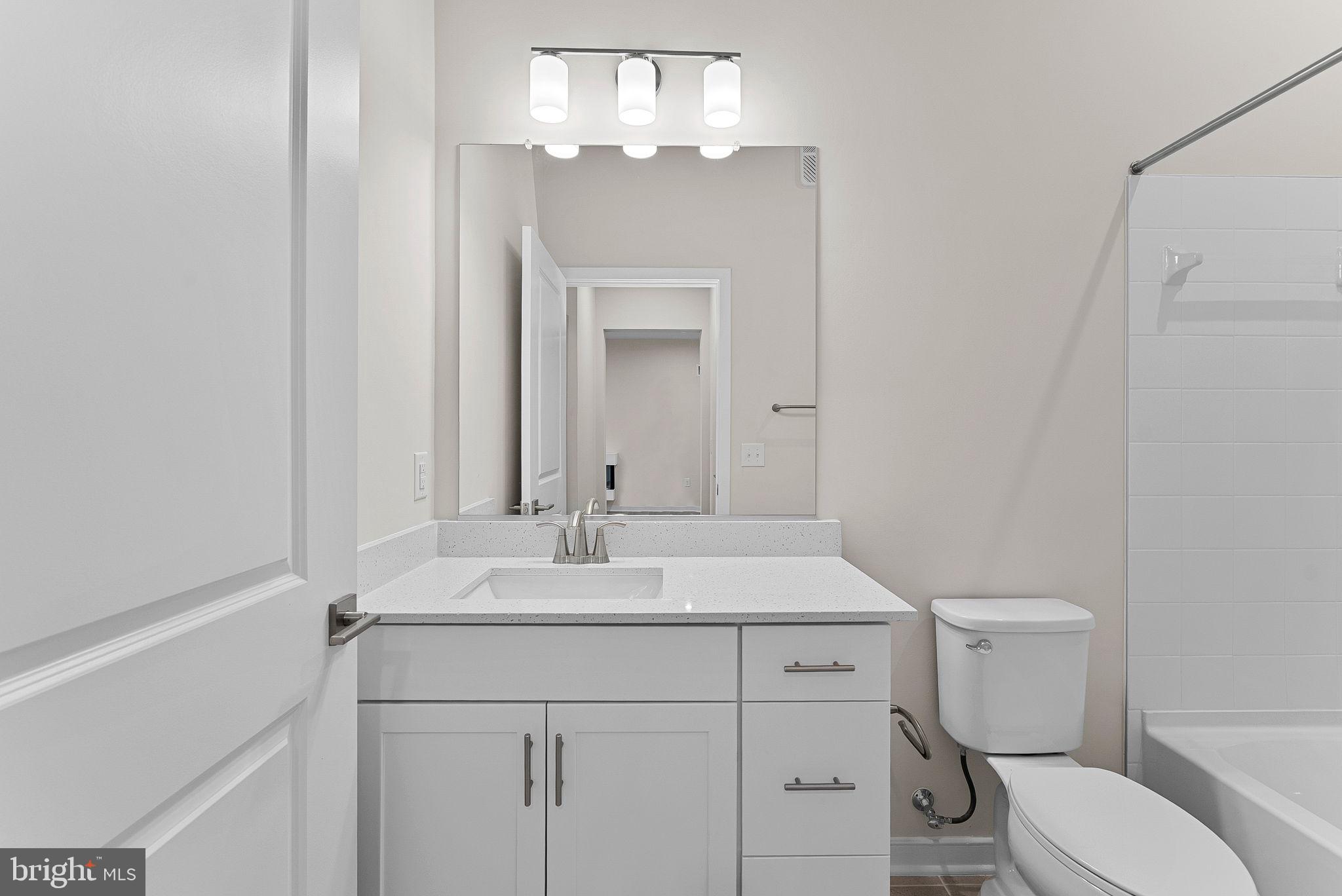 750 MOUNT AIRY TERRACE NE 403B