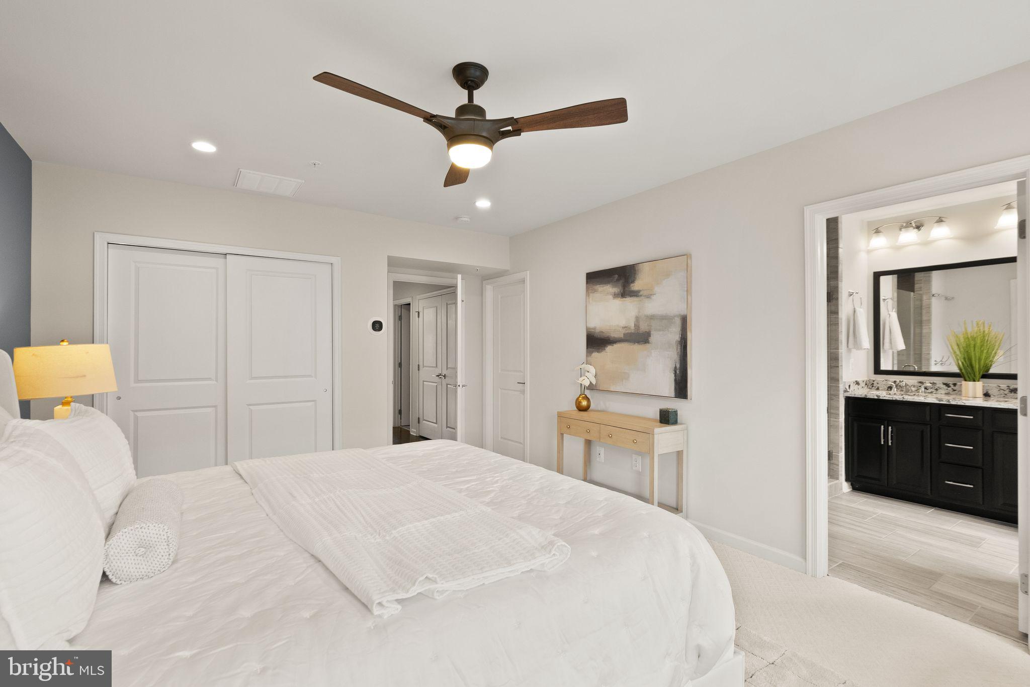 43192 HALKETT SQUARE