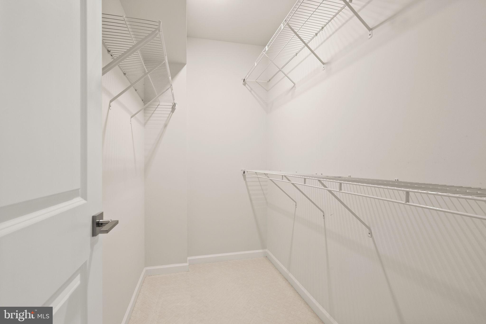 43192 HALKETT SQUARE