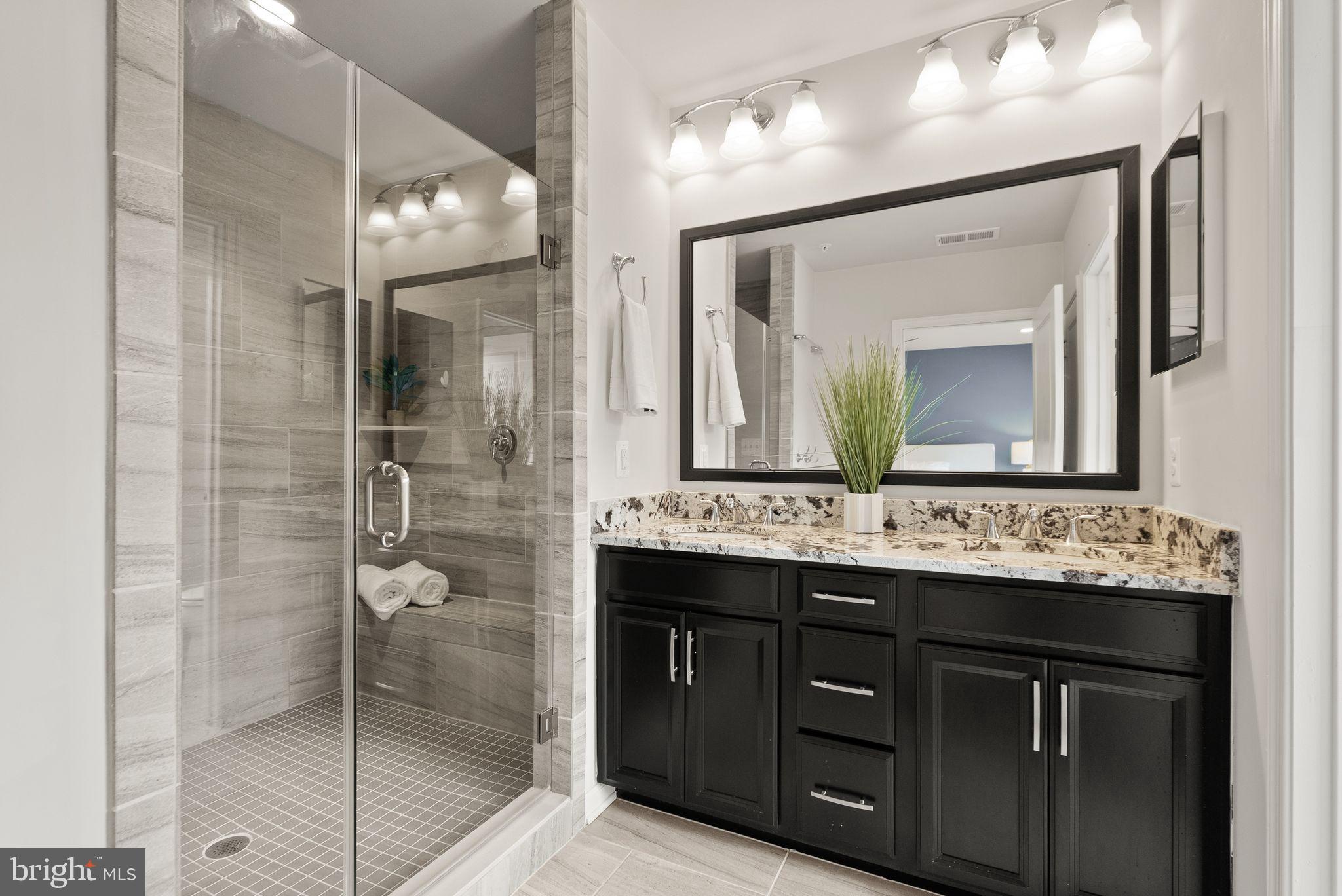 43192 HALKETT SQUARE