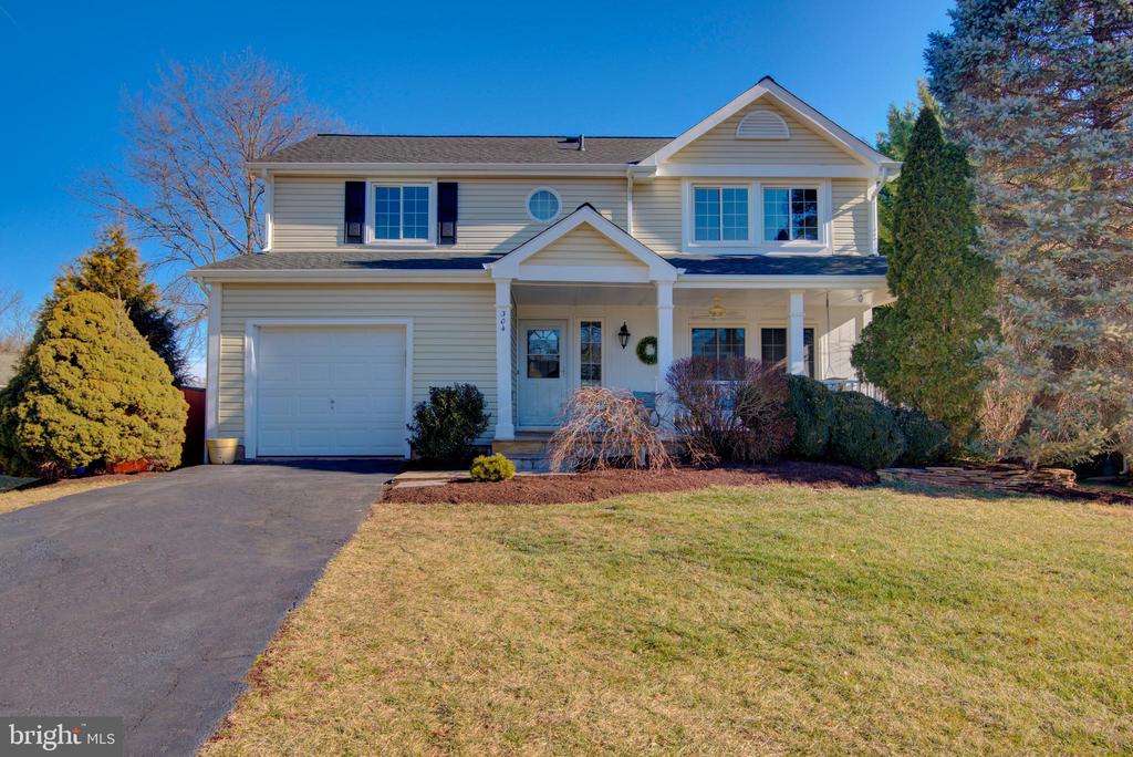 304 AARON COURT