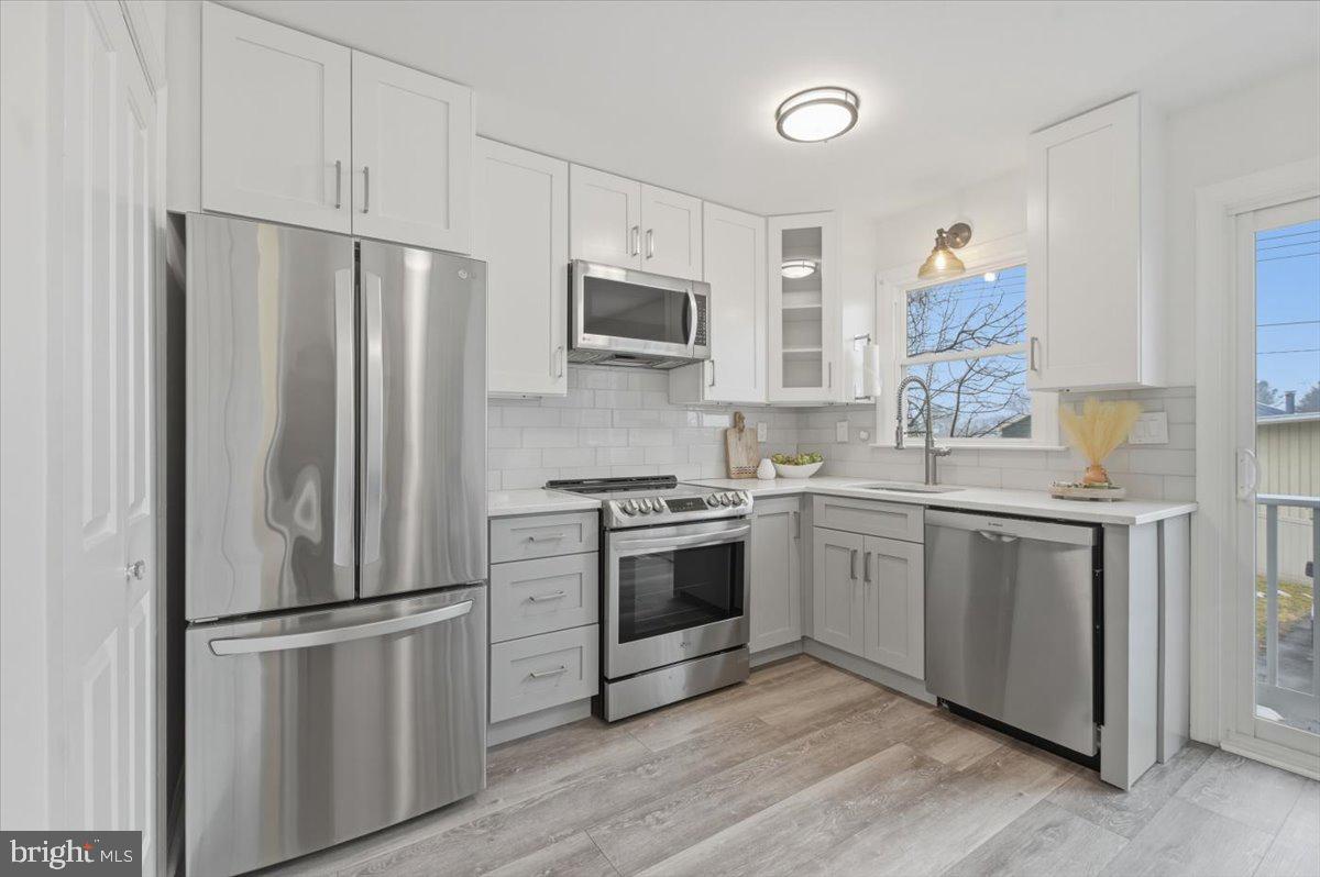 115 W O STREET