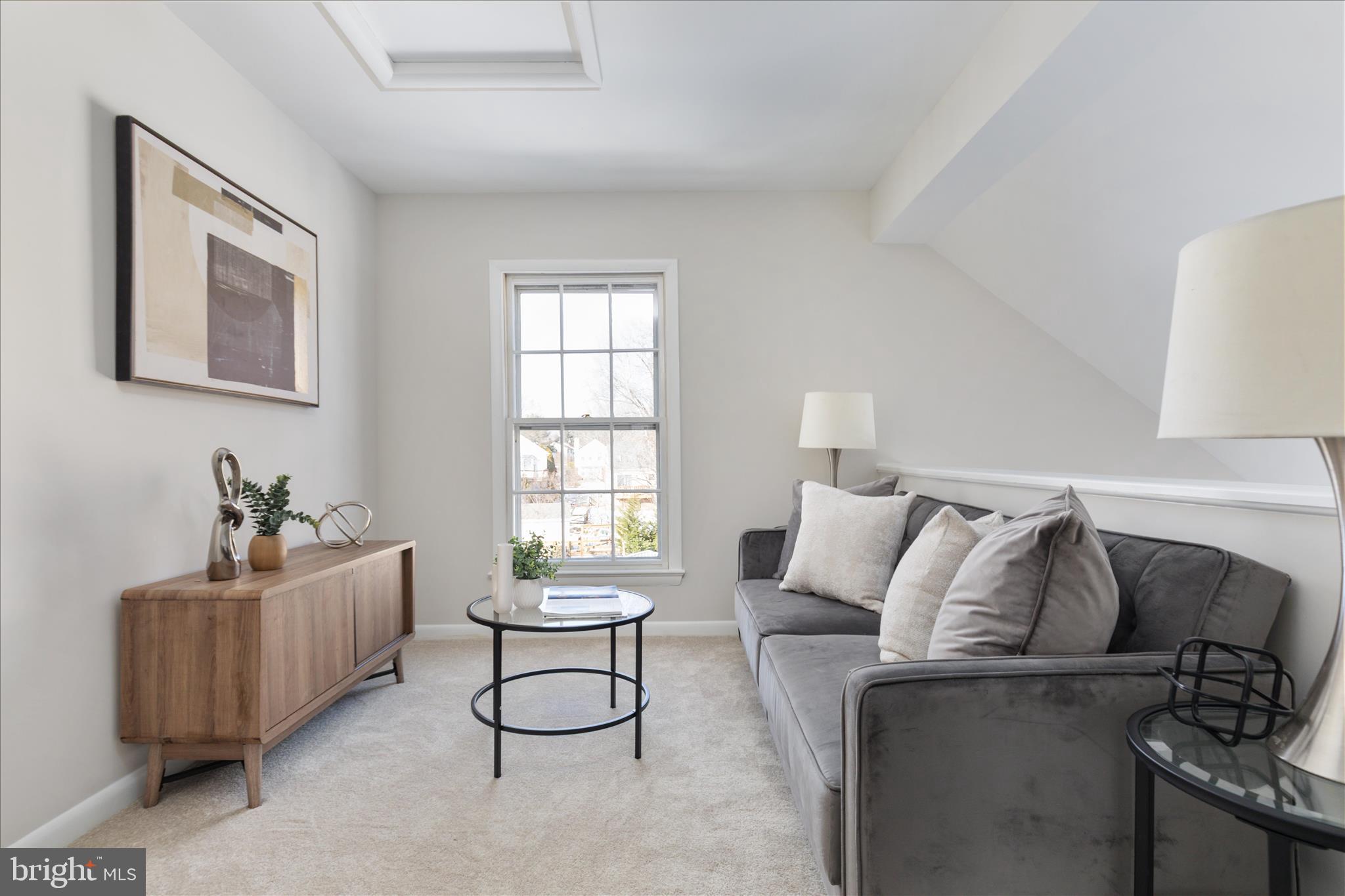 5 RAWLSTON COURT