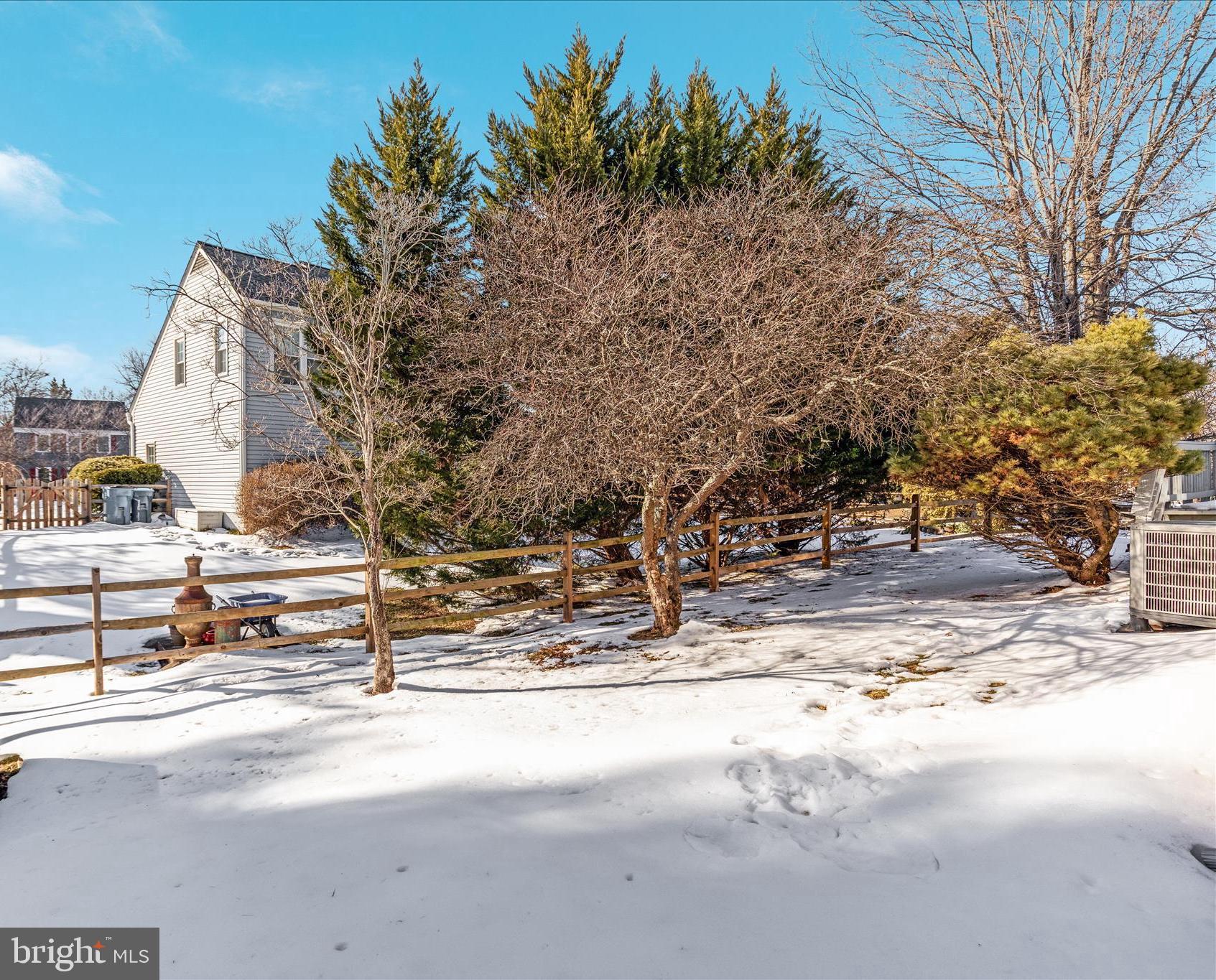 5 RAWLSTON COURT