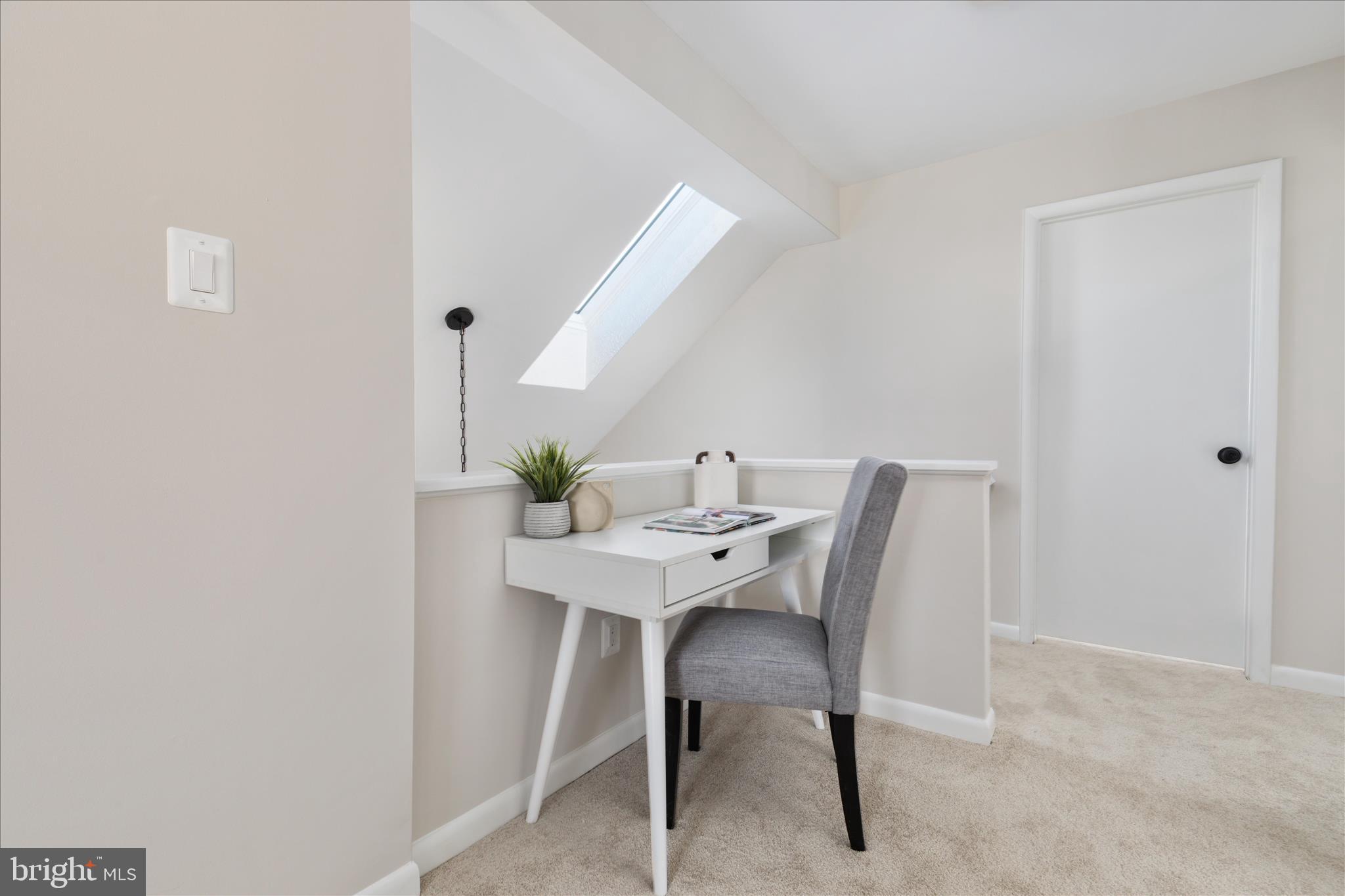 5 RAWLSTON COURT