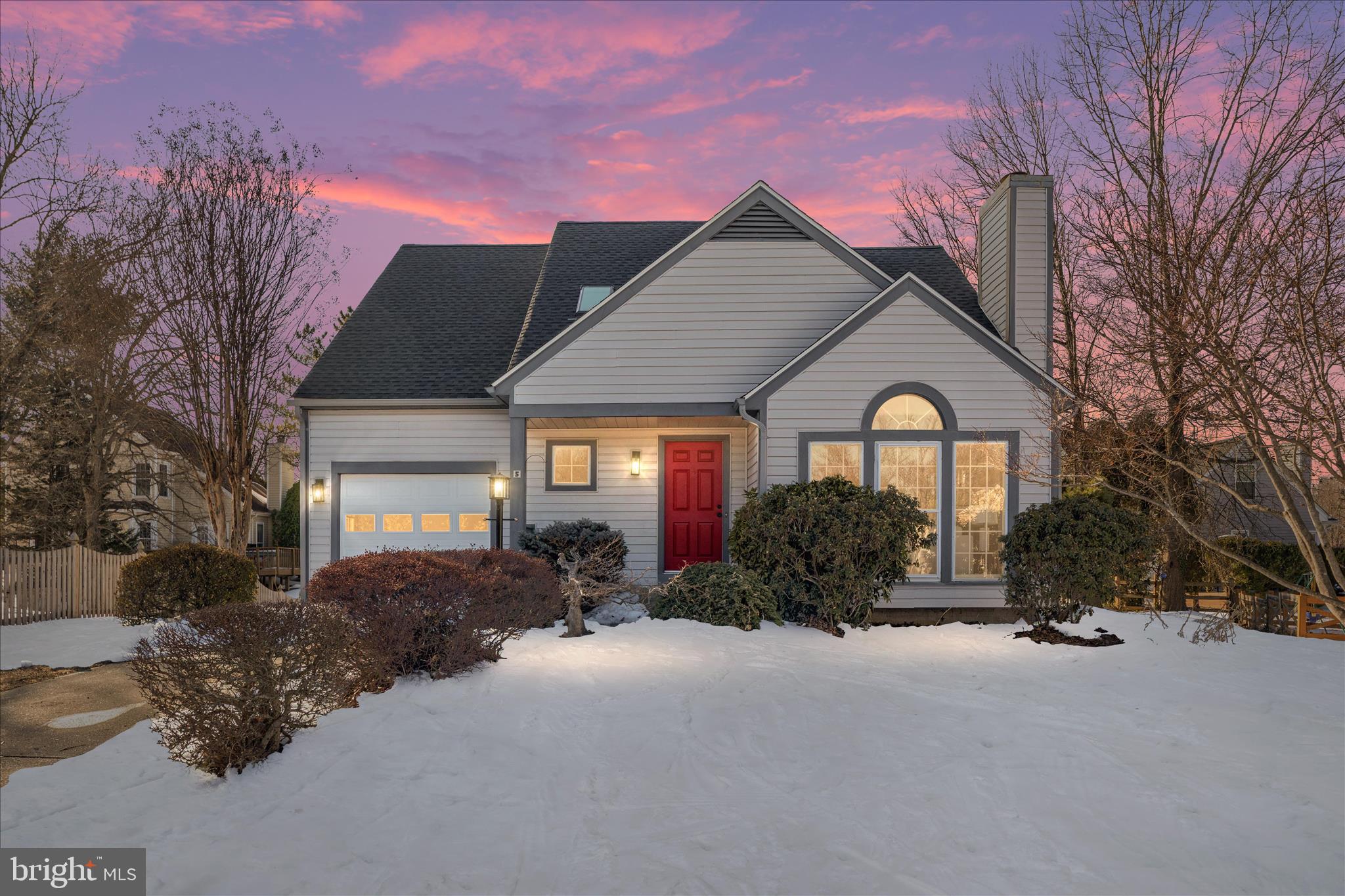 5 RAWLSTON COURT